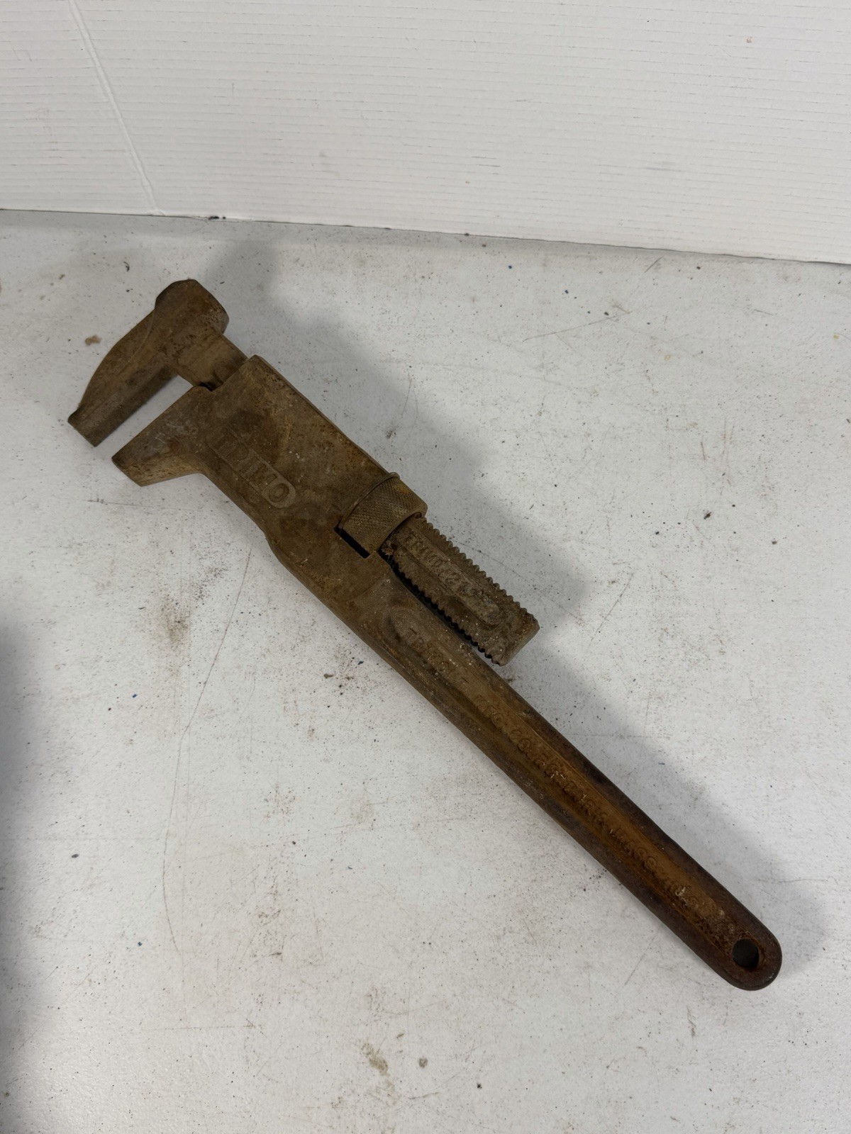 Trimo BIG 21″ Monkey Wrench Smooth Jaw Adj. Pipe Wrench Pat Date 1911 Clean