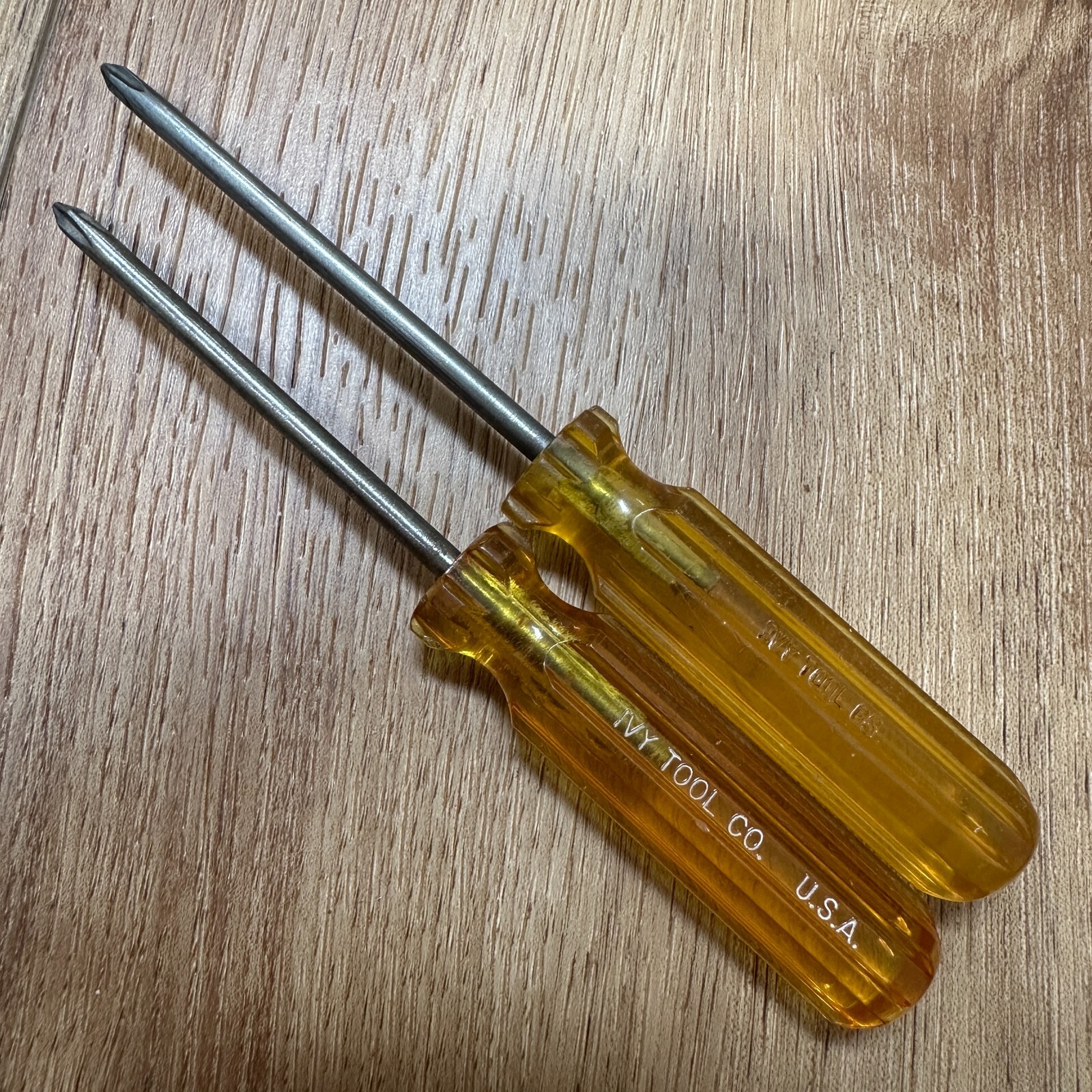 Vintage Ivy Tool Co USA Phillips Screwdriver #1 – Set of 2 Yellow Handle