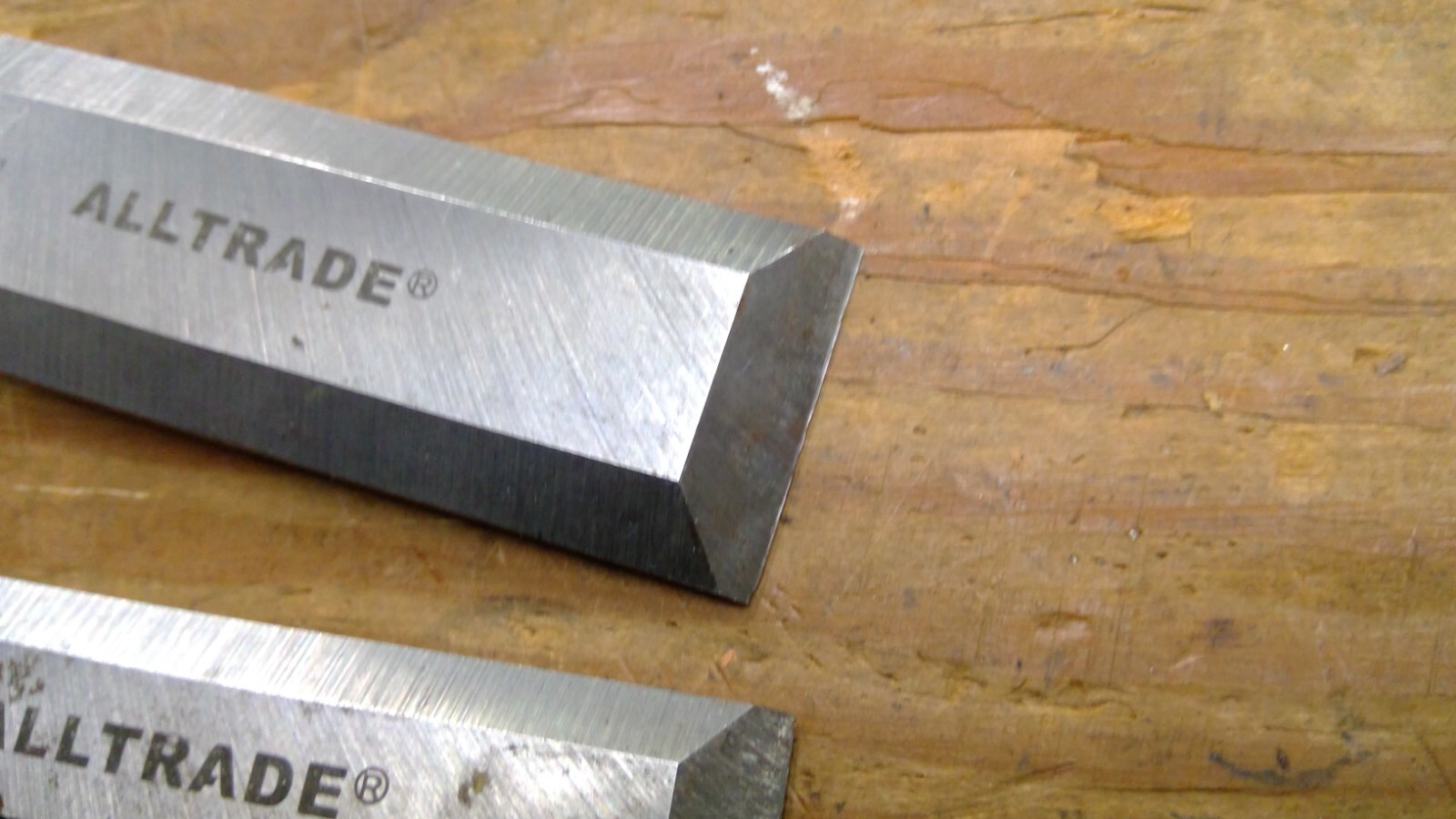 ALLTRADE 3 Piece Chisel Set 1″ 3/4″ 1/2″