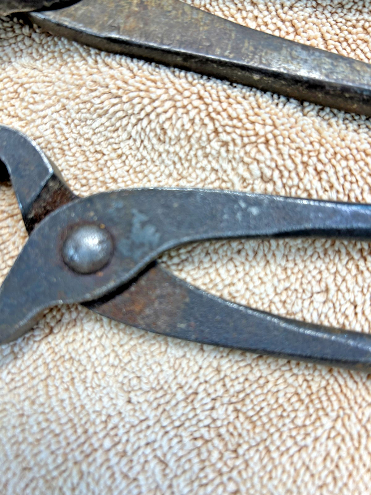 Vintage End Cutting Nippers Pliers/Tongs Metal Hand Tool Unbranded
