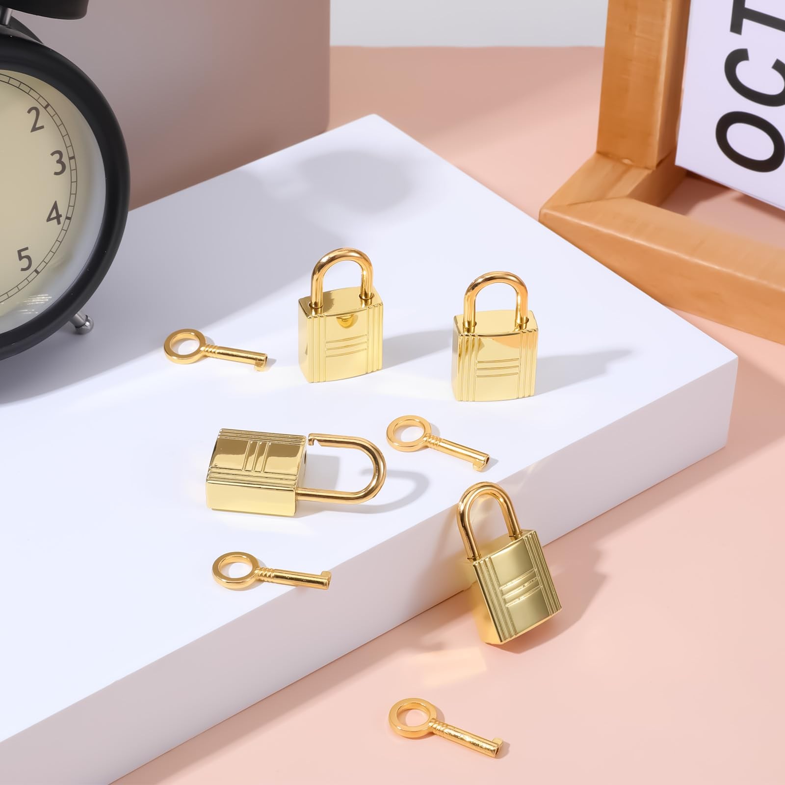 4 Pcs Vintage Old Style Mini Padlocks with Keys for Jewelry Box Storage Box
