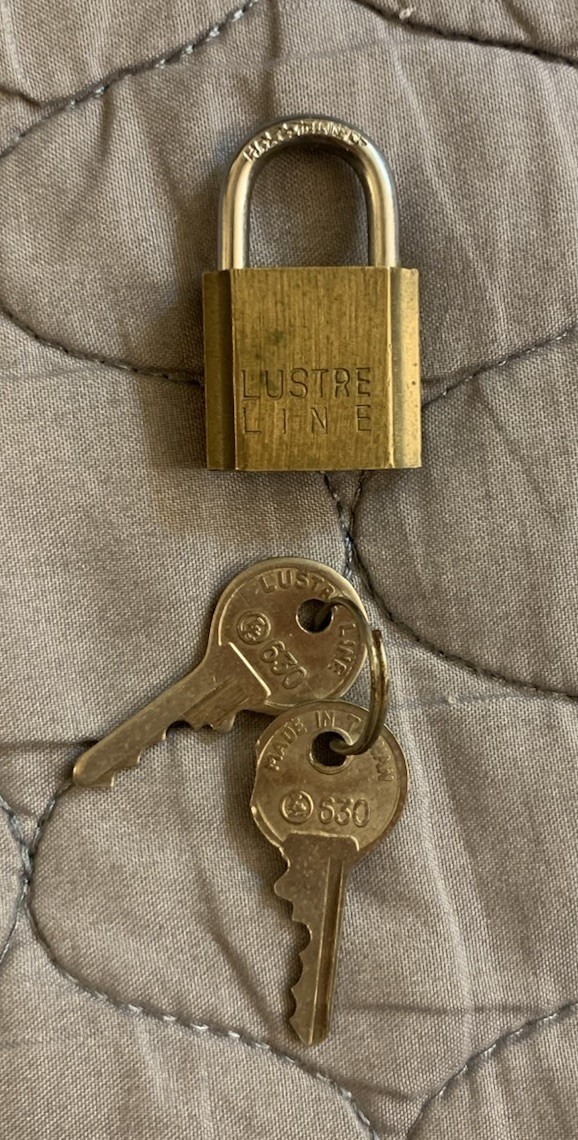 Lustre Line Mini Lock With 2 Keys 630 Vintage