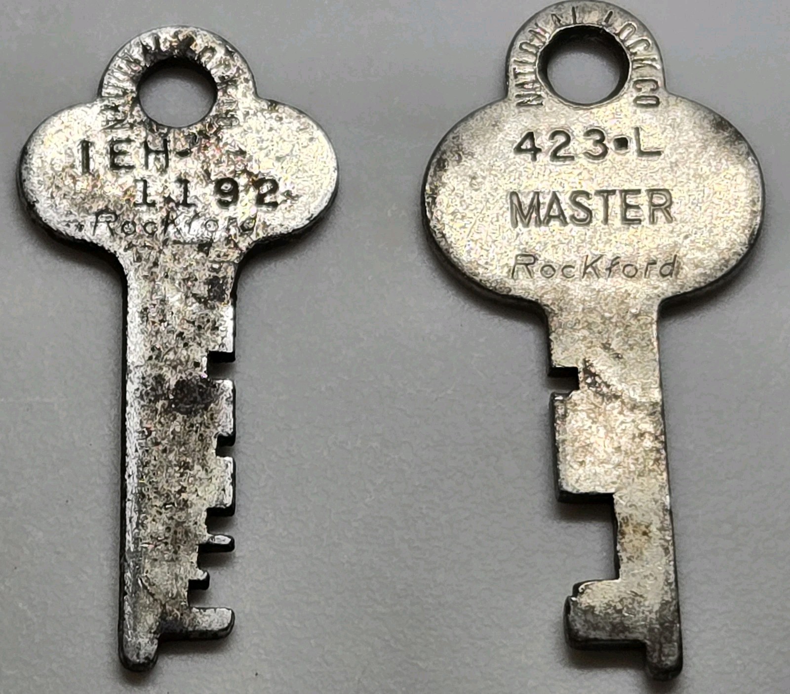 2 VINTAGE NATIONAL LOCK CO ROCKFORD KEYS #423-L & #5 MADE FOR ALL STEEL EQUIP CO