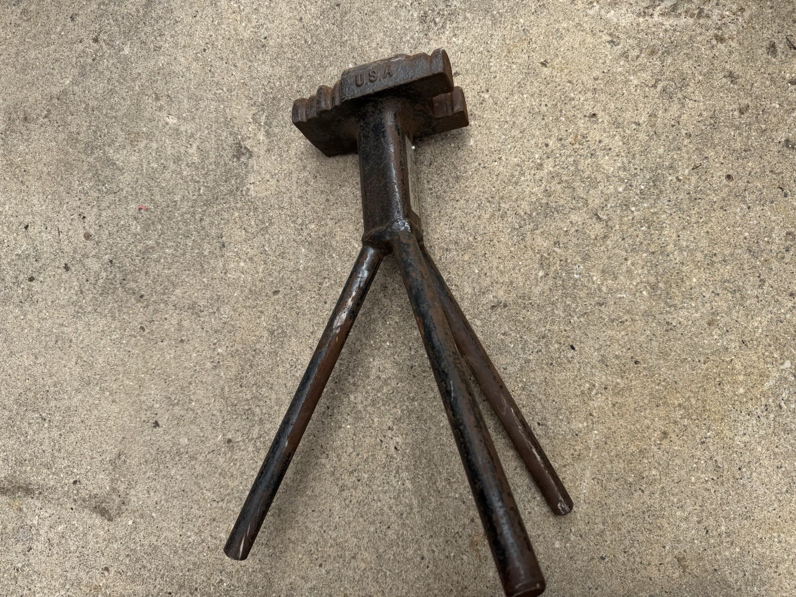 Vintage Blacksmith Valley Farrier Supply Anvil Horseshoeing Hoof Stall Jack 16lb