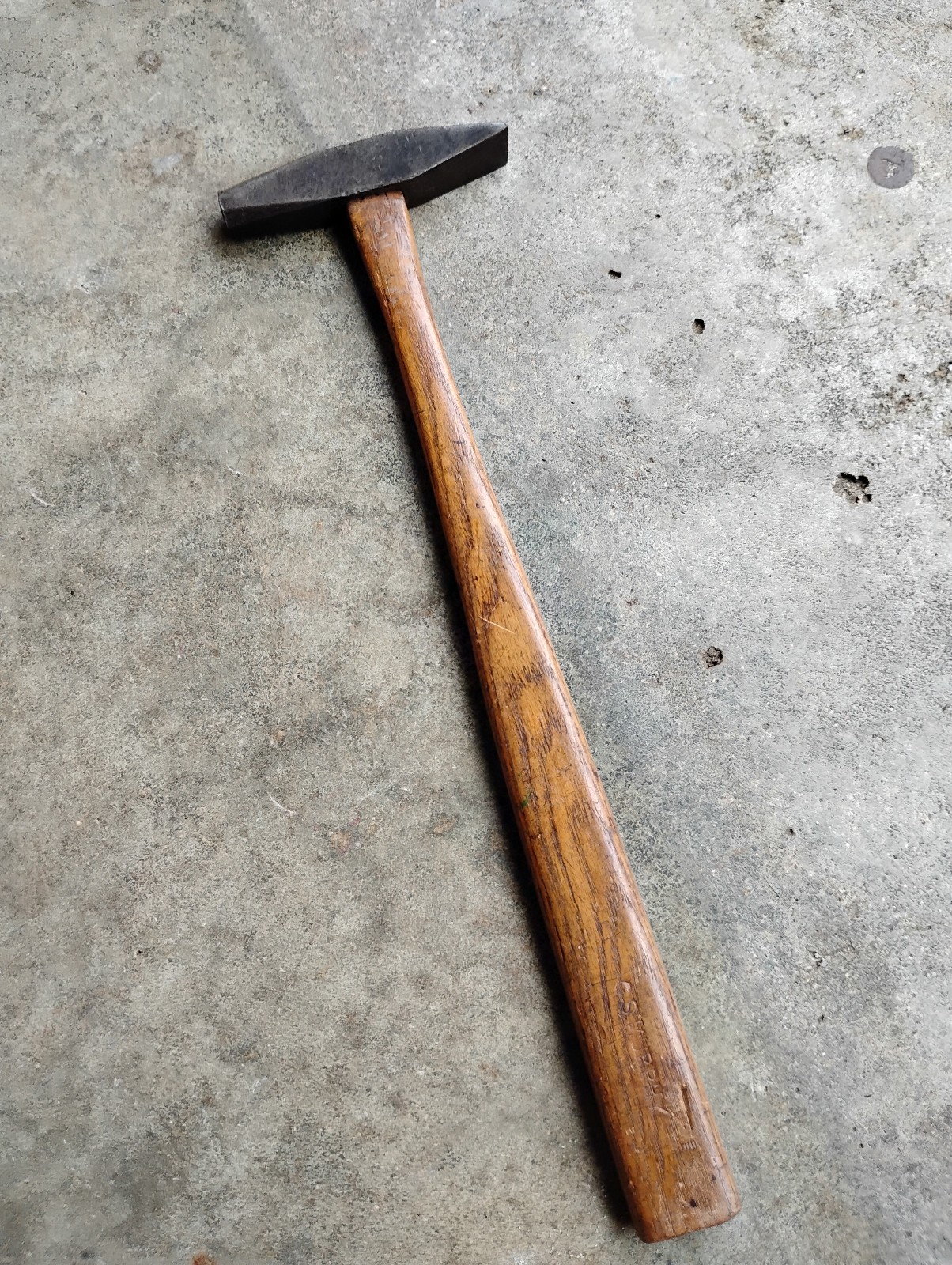 Small Round Face Cross Peen Hammer 4oz. Head
