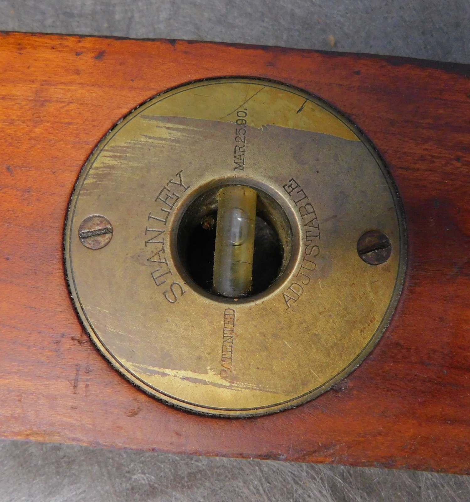 Stanley No. 30 24″ Adjustable Plumb & Level Antique Cherry Wood Level / Tool