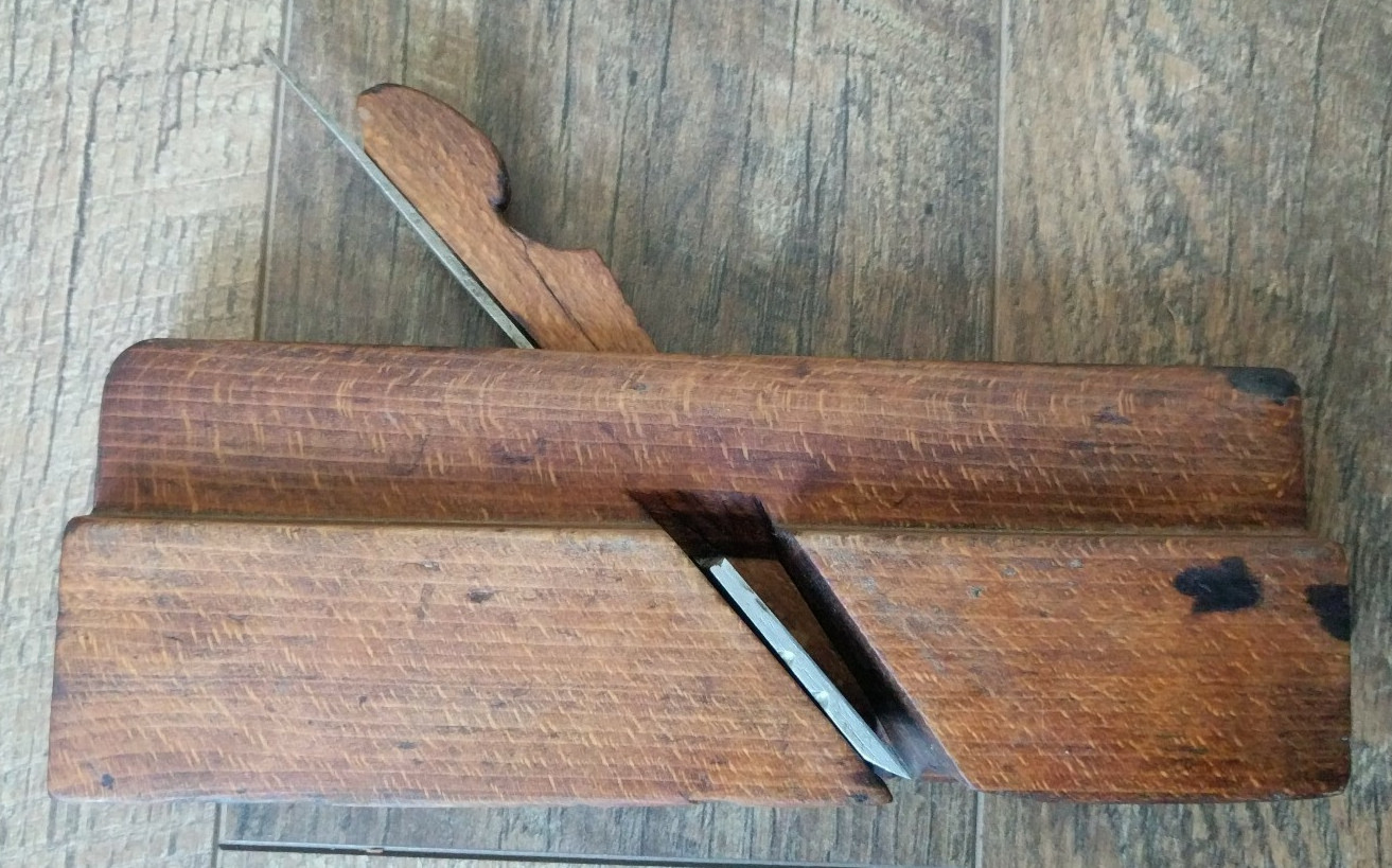 Antique Ohio Tool Co. 72 / 8 Wood Plane Woodworking Hand Tools Curved Blade