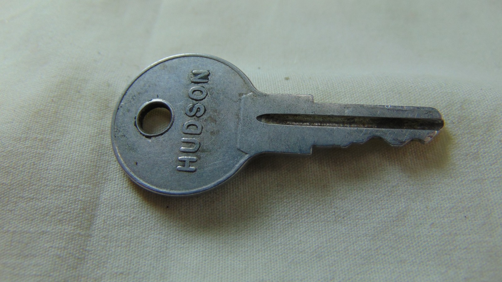 Hudson Vintage Key