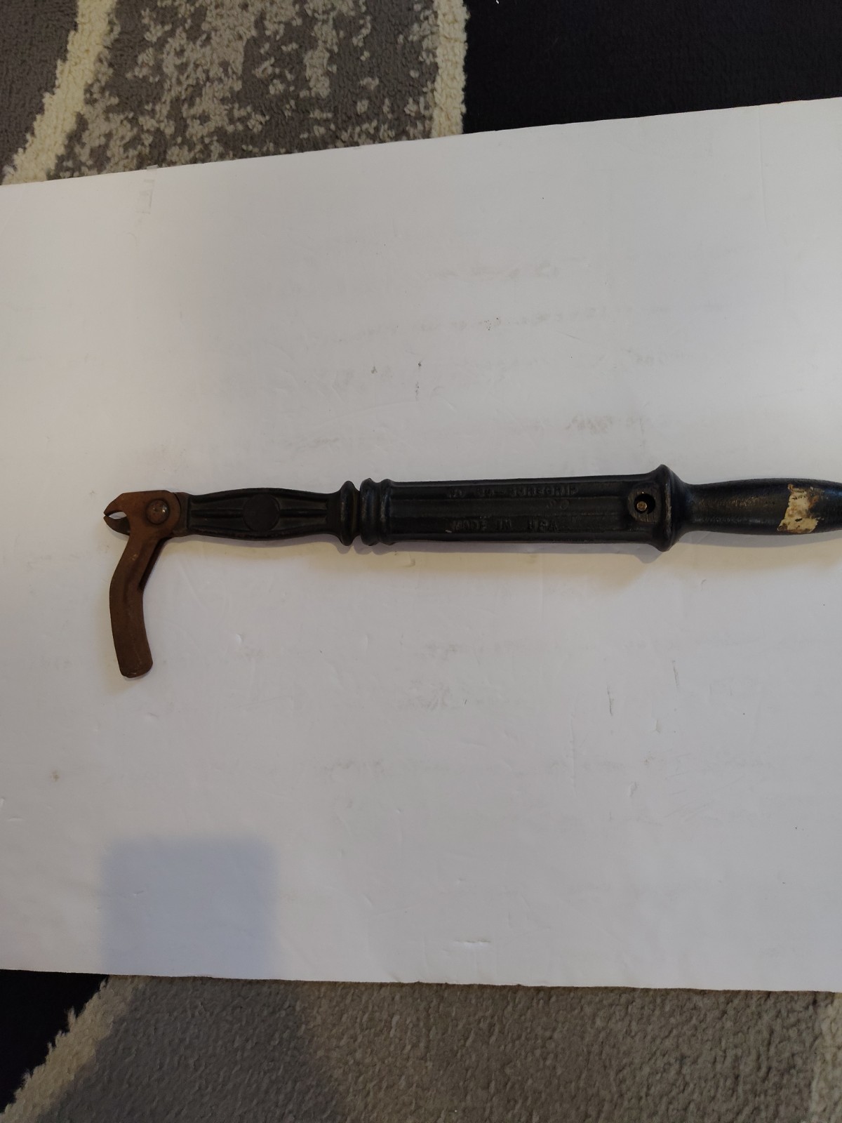 Suregrip No. 56 Antique Cast Iron Nail Puller Tool Bridgeport Hardware USA Made