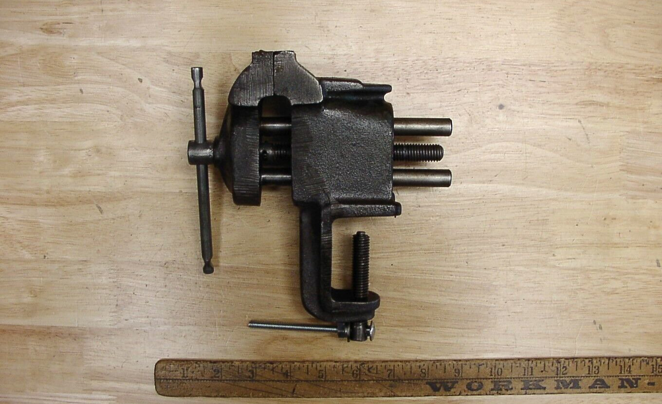 Vintage Quality M.T.F. Co Anvil Bench Vise,3-3/16″ Jaws,3-1/4″ Capacity,W/ISSUES