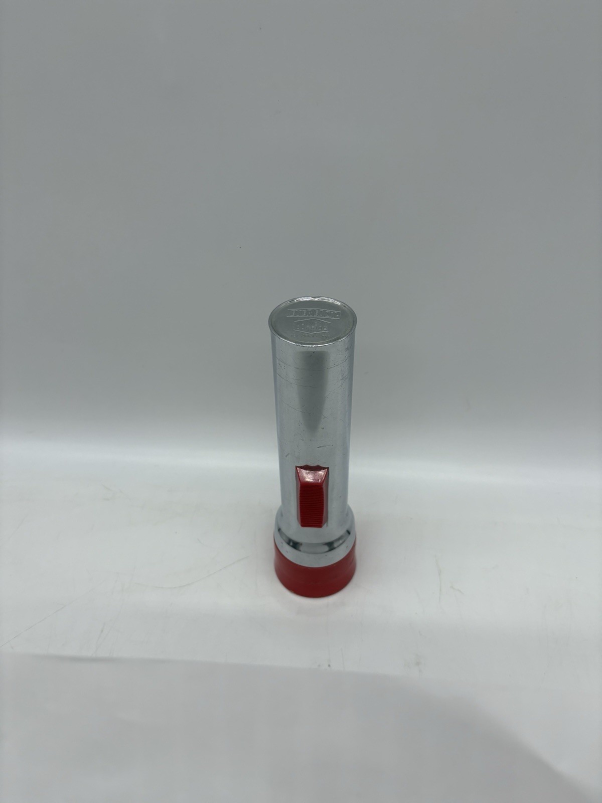 Vintage EVEREADY Union Carbide Flashlight Chrome Body Red Cap USA WORKS