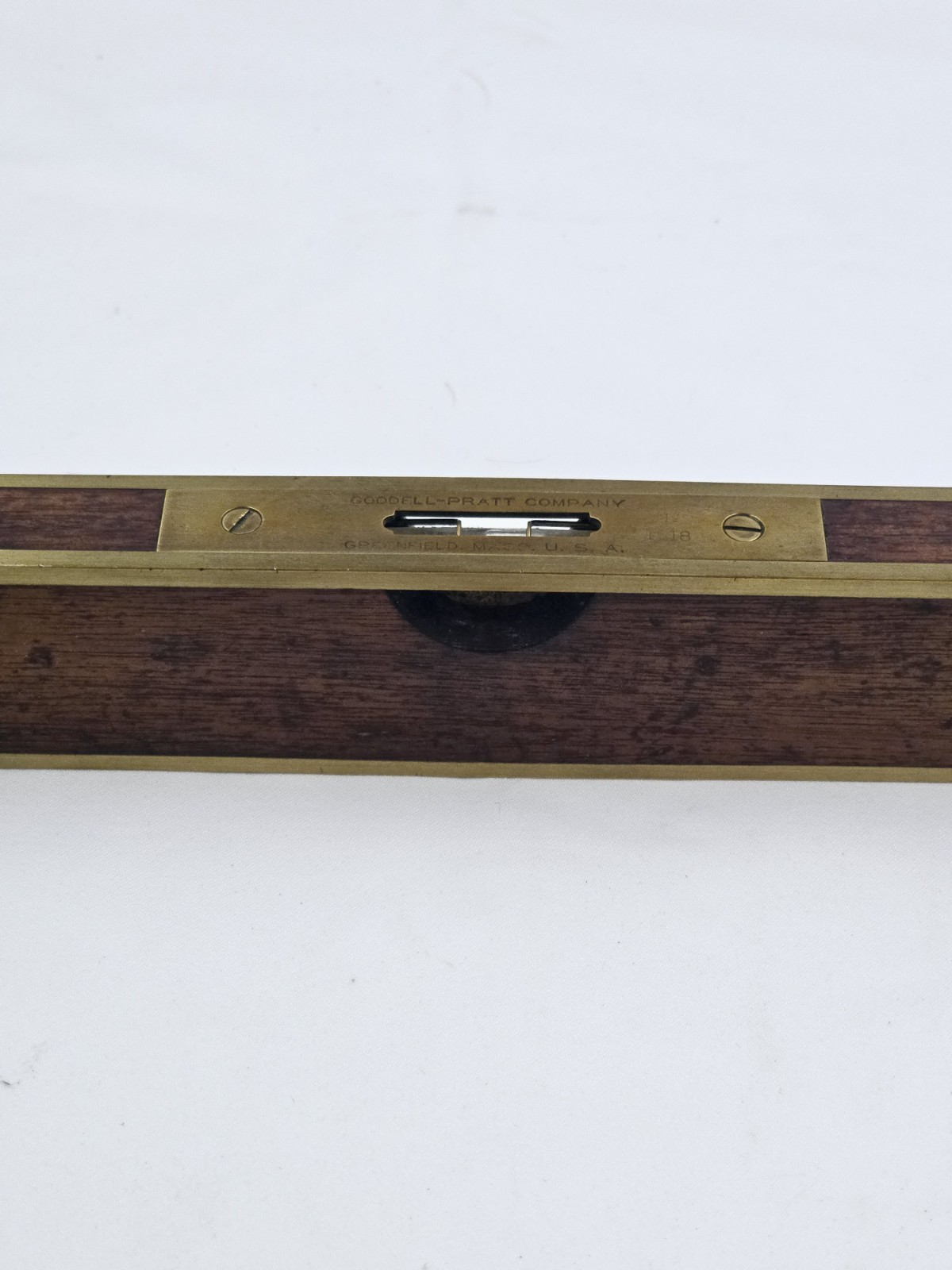 Vintage Goodell-Pratt Brass Bound Mahogany Level 18″