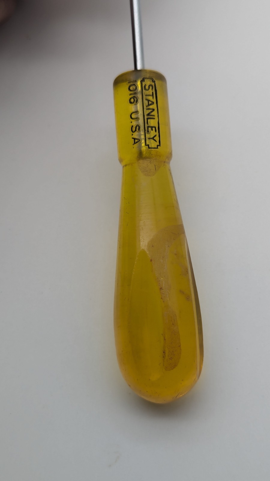 5 Vintage Stanley USA flat blade screwdrivers Yellow Blank Look Read