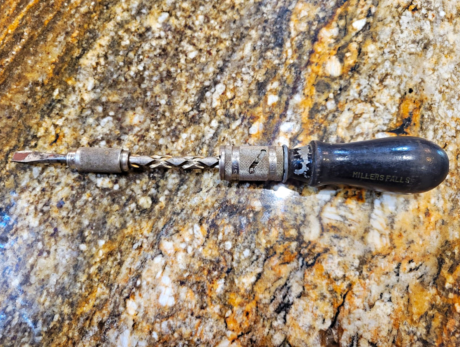 Millers Falls Vintage Yankee Spiral Ratchet Flat Head Screwdriver w/ Bit Shaft