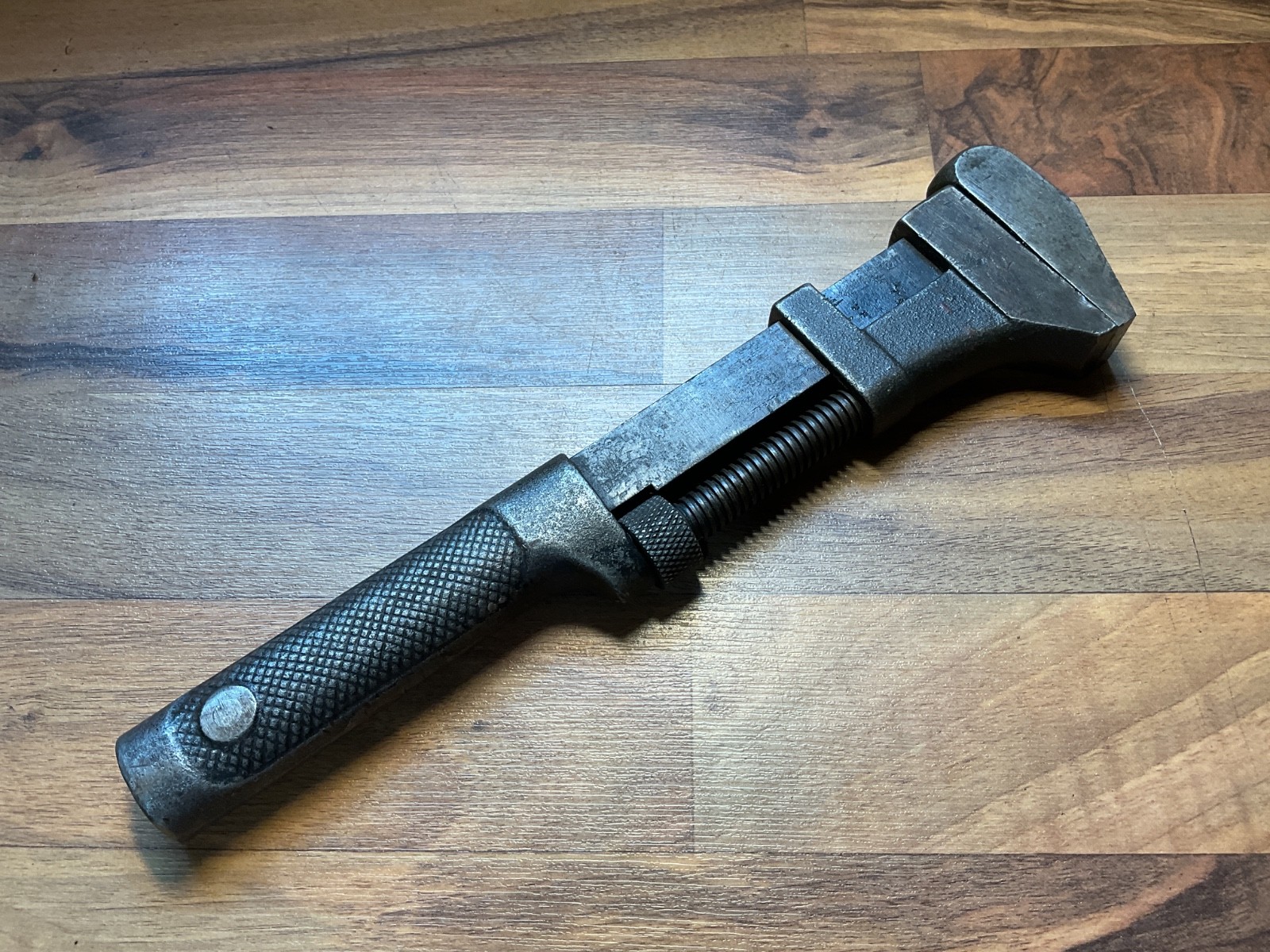 VINTAGE PEXTO U.S.A. 12″ ALL STEEL MONKEY WRENCH w/DECORATIVE GRIP