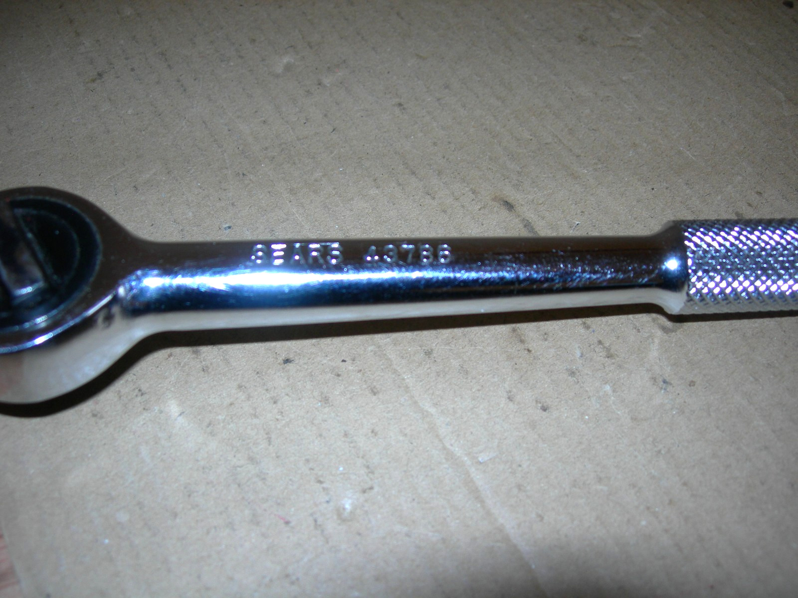 Sears Ratchet Socket Wrench 43786, 3/8in Drive Knurled Handle Tool 8″ long