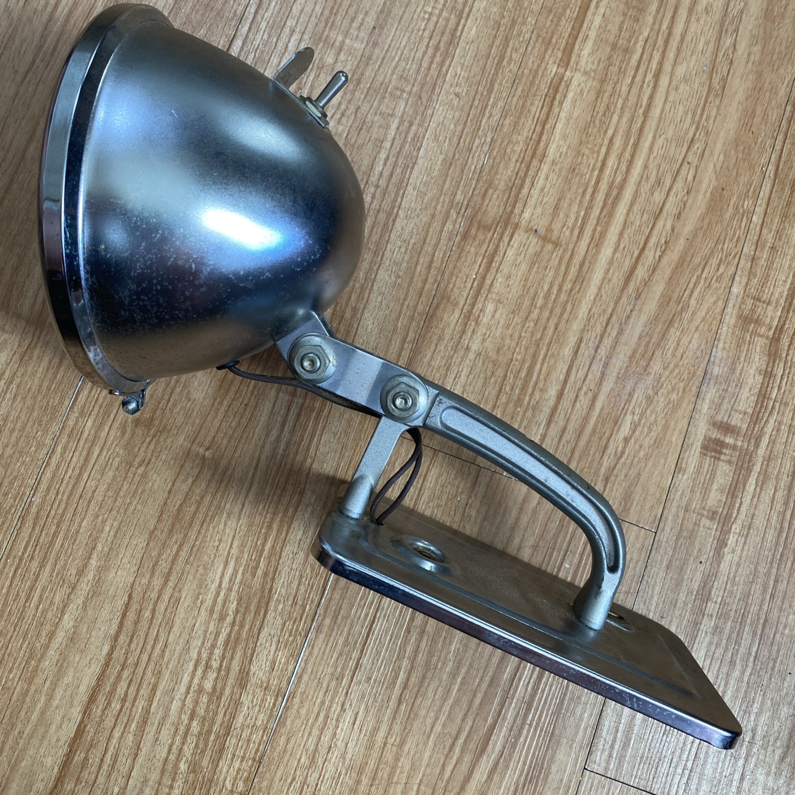 Vtg Teledyne Big Beam Model 1766C Chrome Powerhouse Emergency Response Lantern