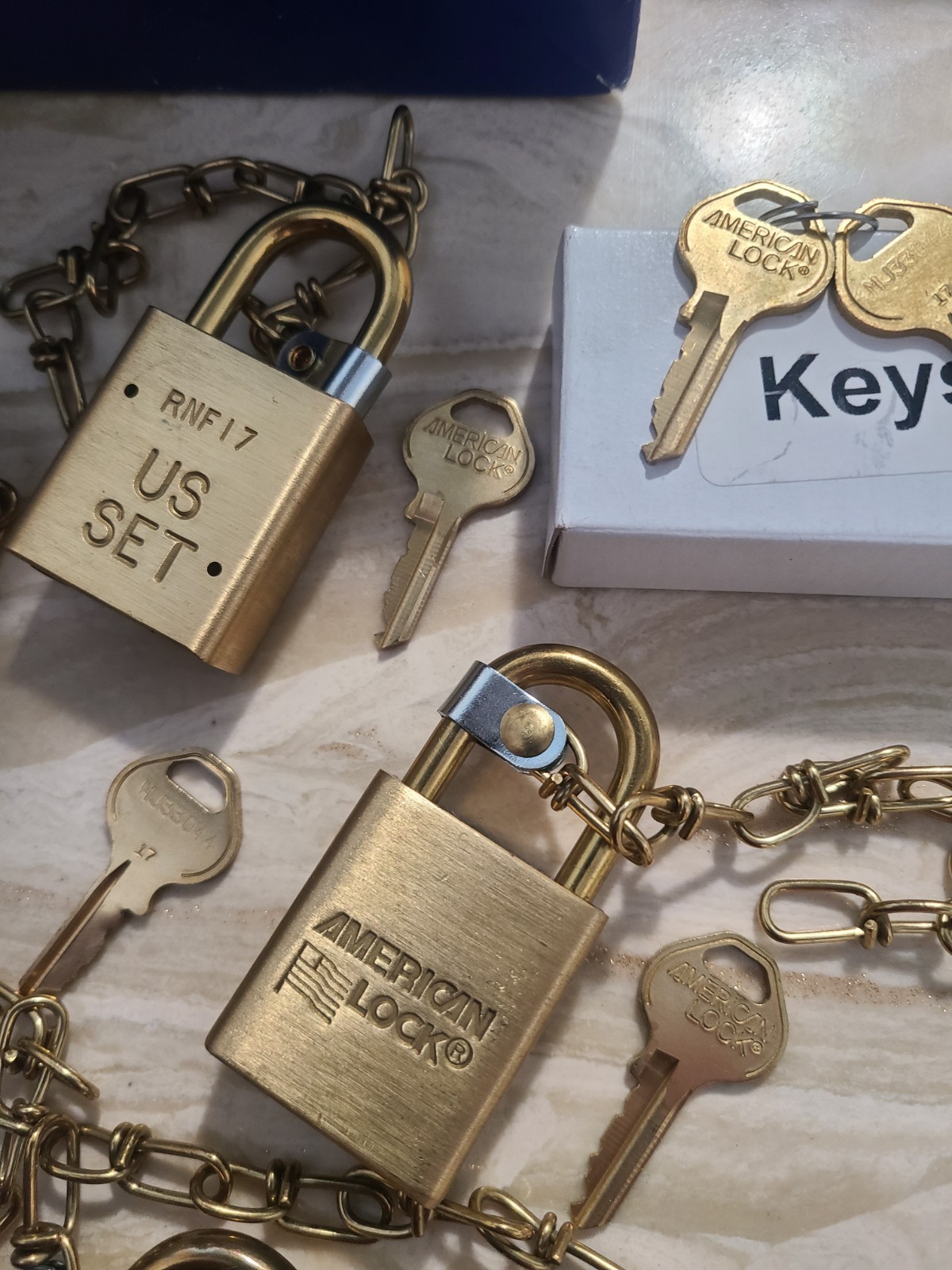 American Padlock with Chain Keyed Alike RNFK7 US SET 5 sets with 7 keys