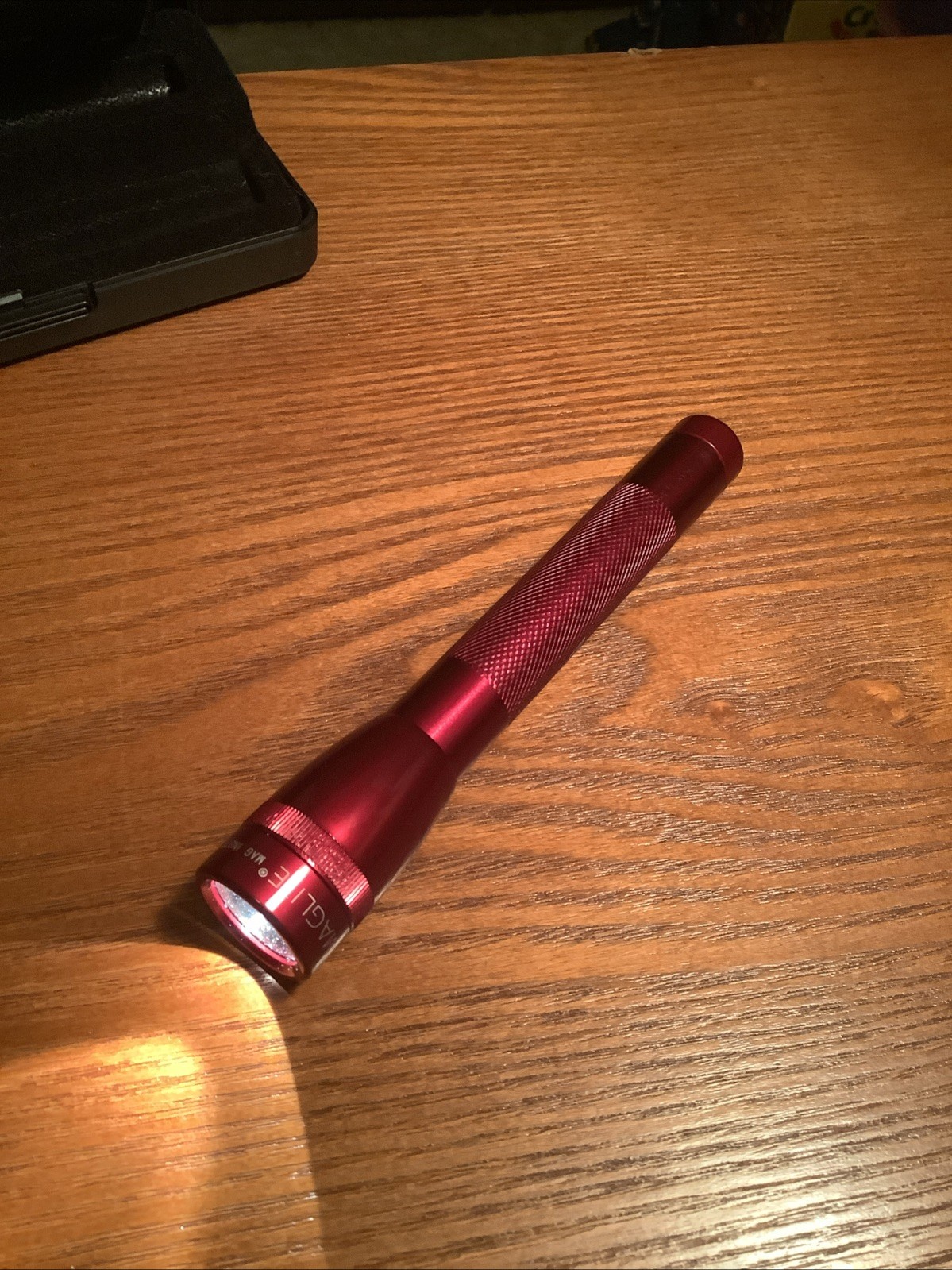 Maglite Mini 2 AA Cell Flashlight with Presentation Case