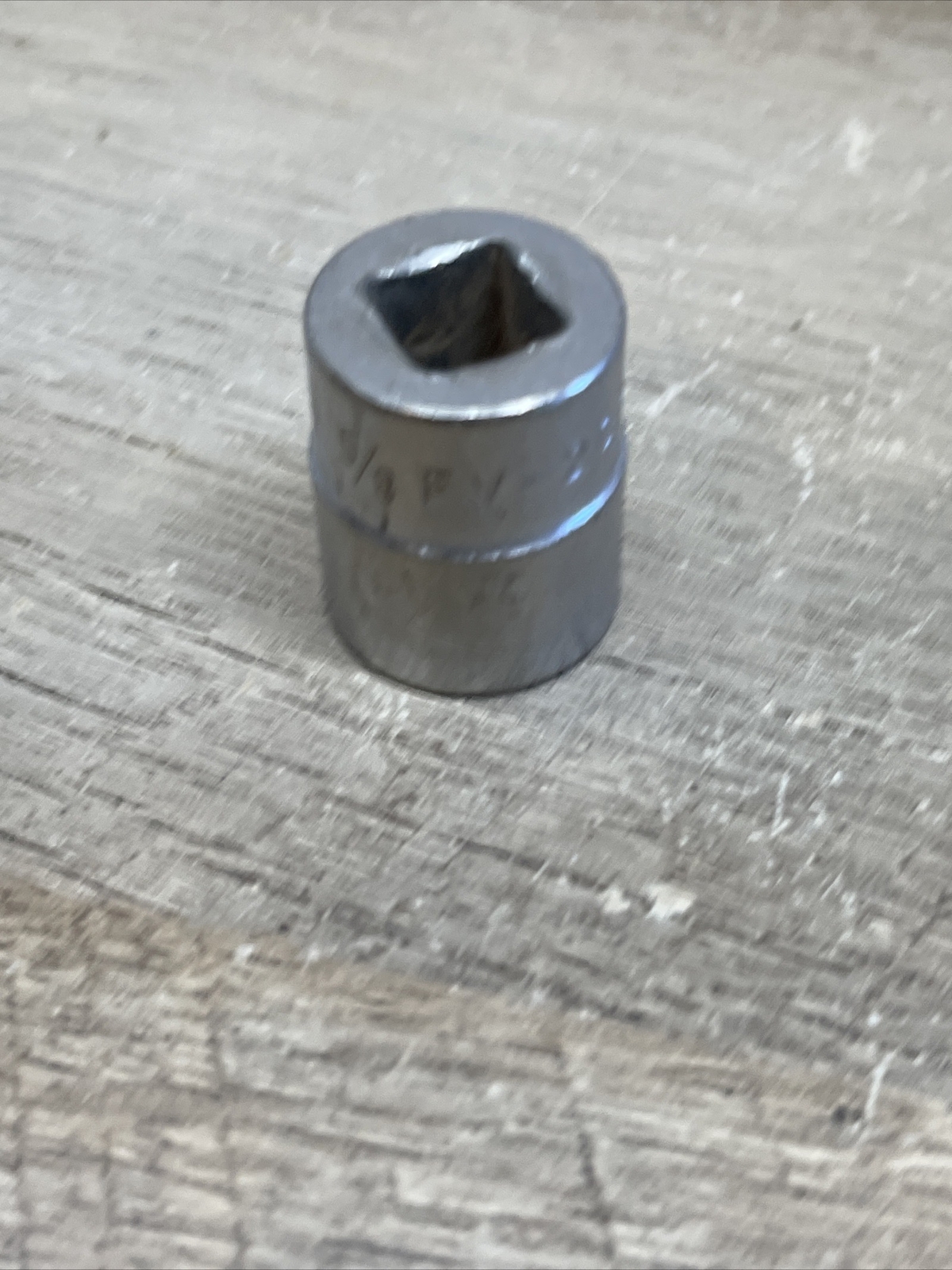 Snap On FV 201 5/8″ Shallow Well Socket 3/8″ Drive 12 Points Made In USA