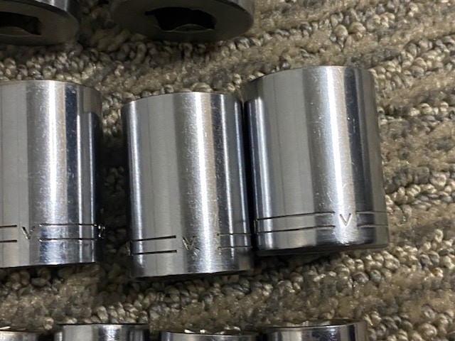 Set of 13 1/2″ Dr SAE 12 Pt Vintage =V= Series Sockets 7/16″ thru 1″