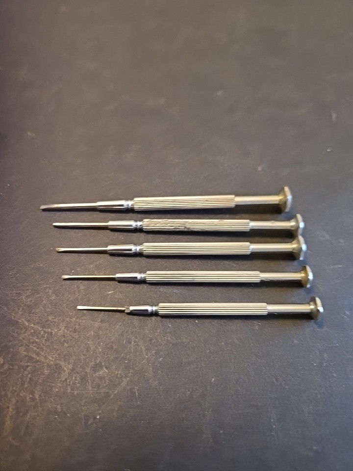 Vintage 5 Piece Jewelers/ Mini Micro Flat Blade Screwdriver Set
