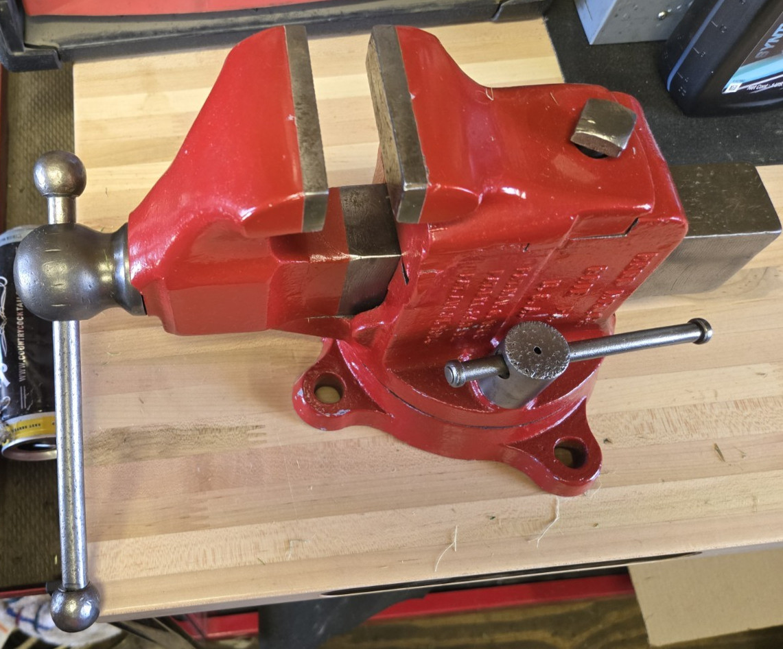 Vintage Restored Reed No. 403 Swivel Jaw Swivel Bench Vise USA, Patent Markings!