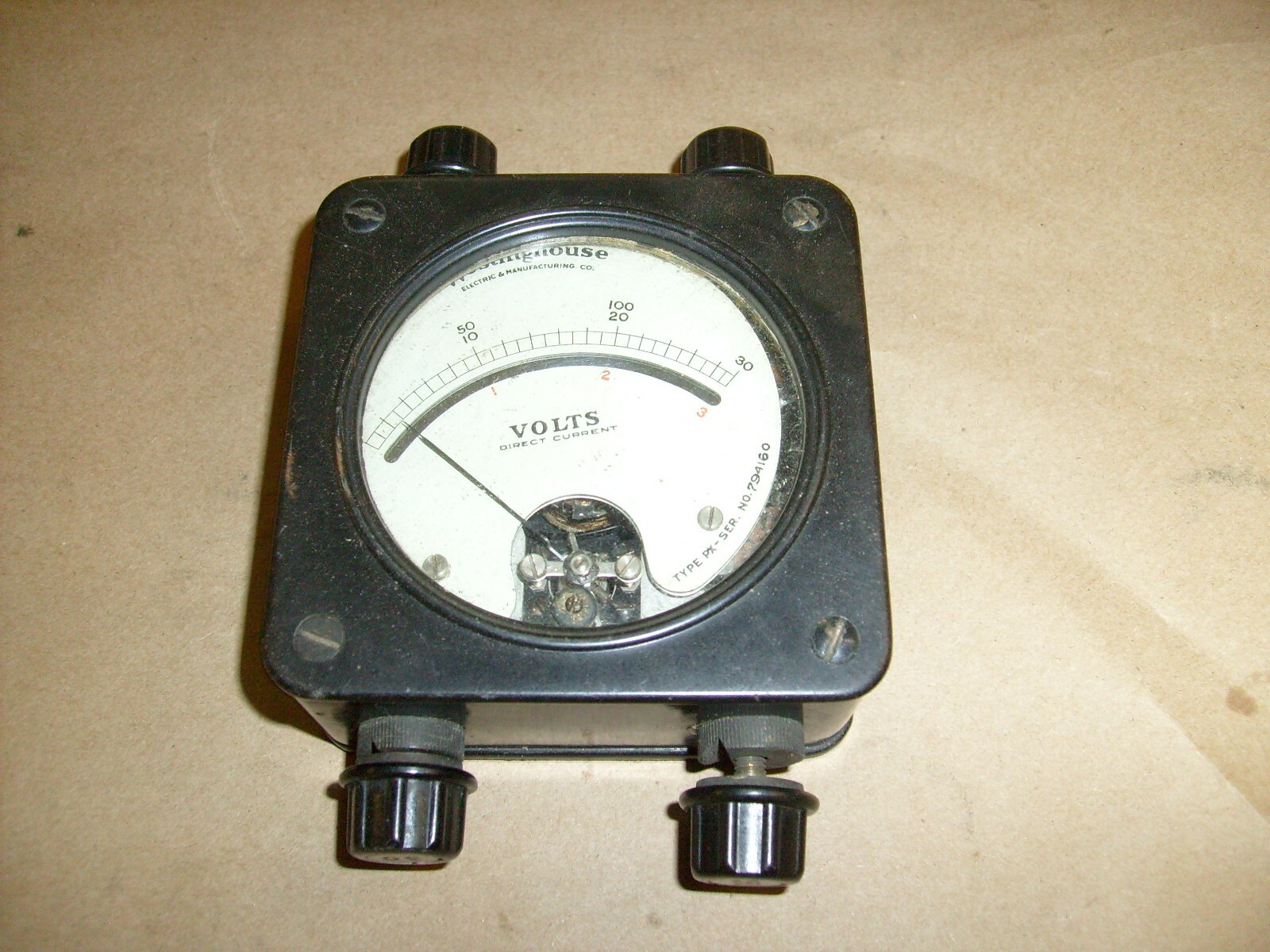 ANTIQUE VINTAGE PORTABLE WESTINGHOUSE BAKELITE DC VOLTS METER 0-30