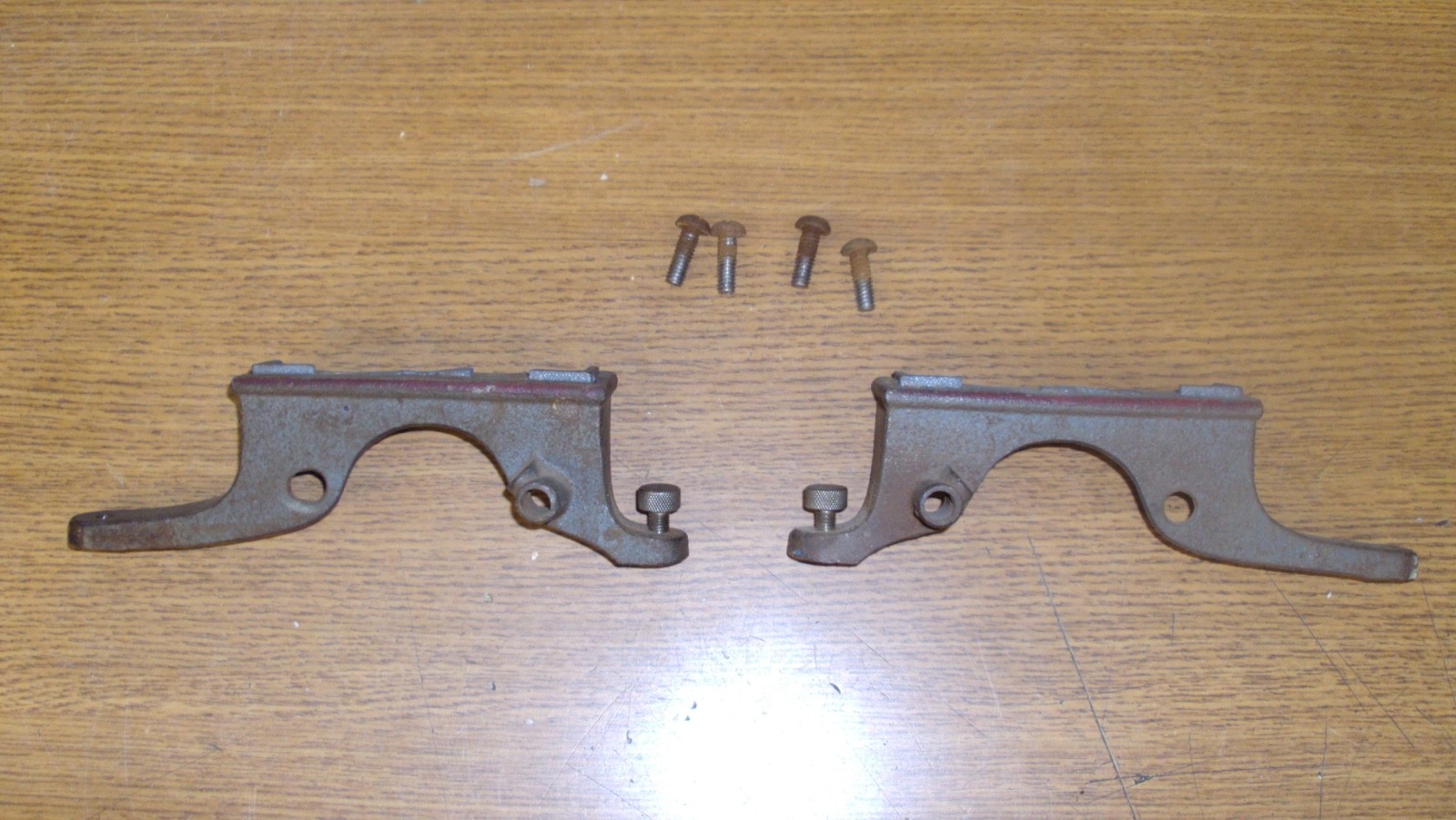 Original Legs for Stanley No. 358 Mitre Box With Original Mounting Screws B309