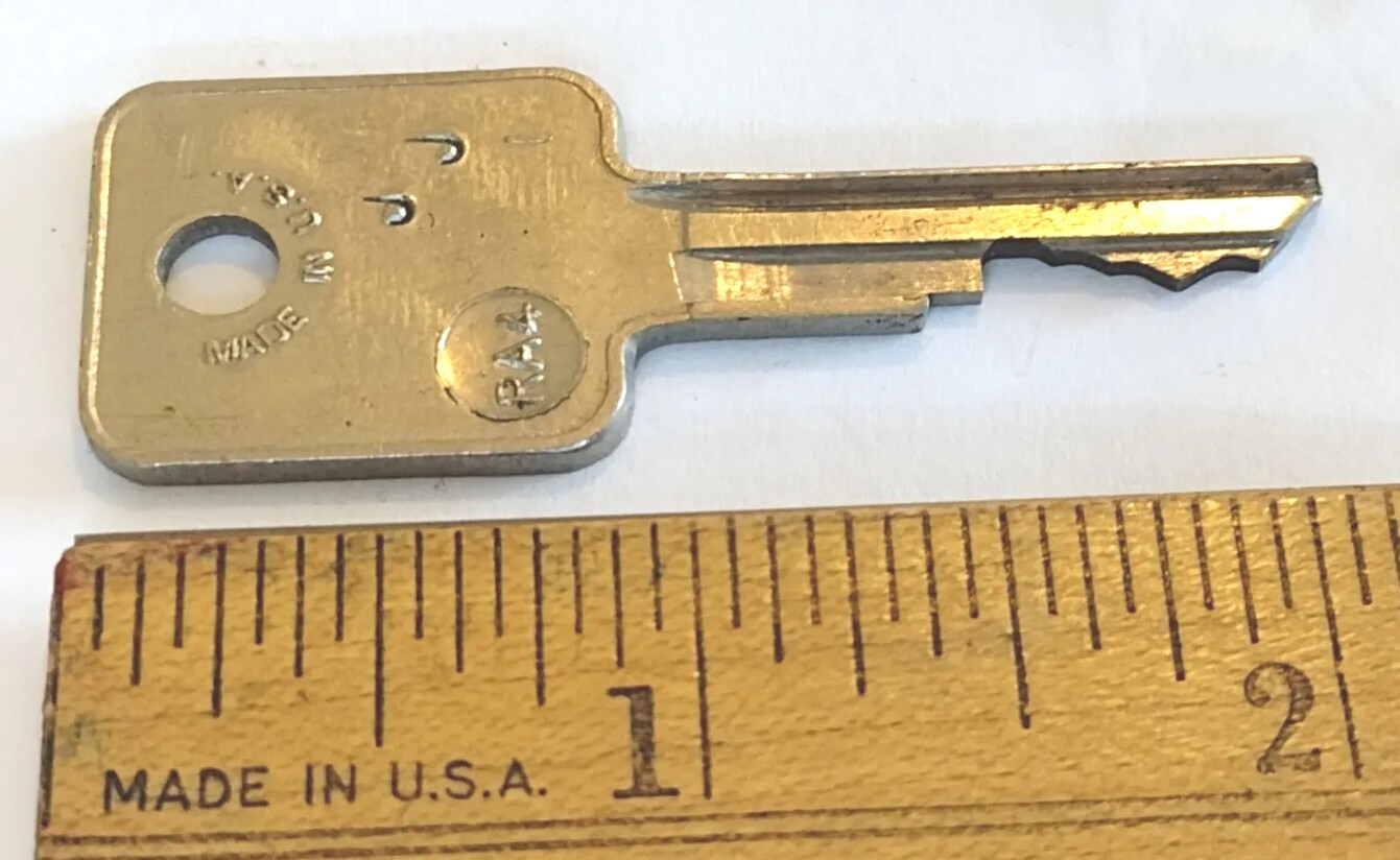 Vintage Key S RA4 JJ I Appx 2-1/8″ Replacement Lock Cabinet Desk Drawer Case Box