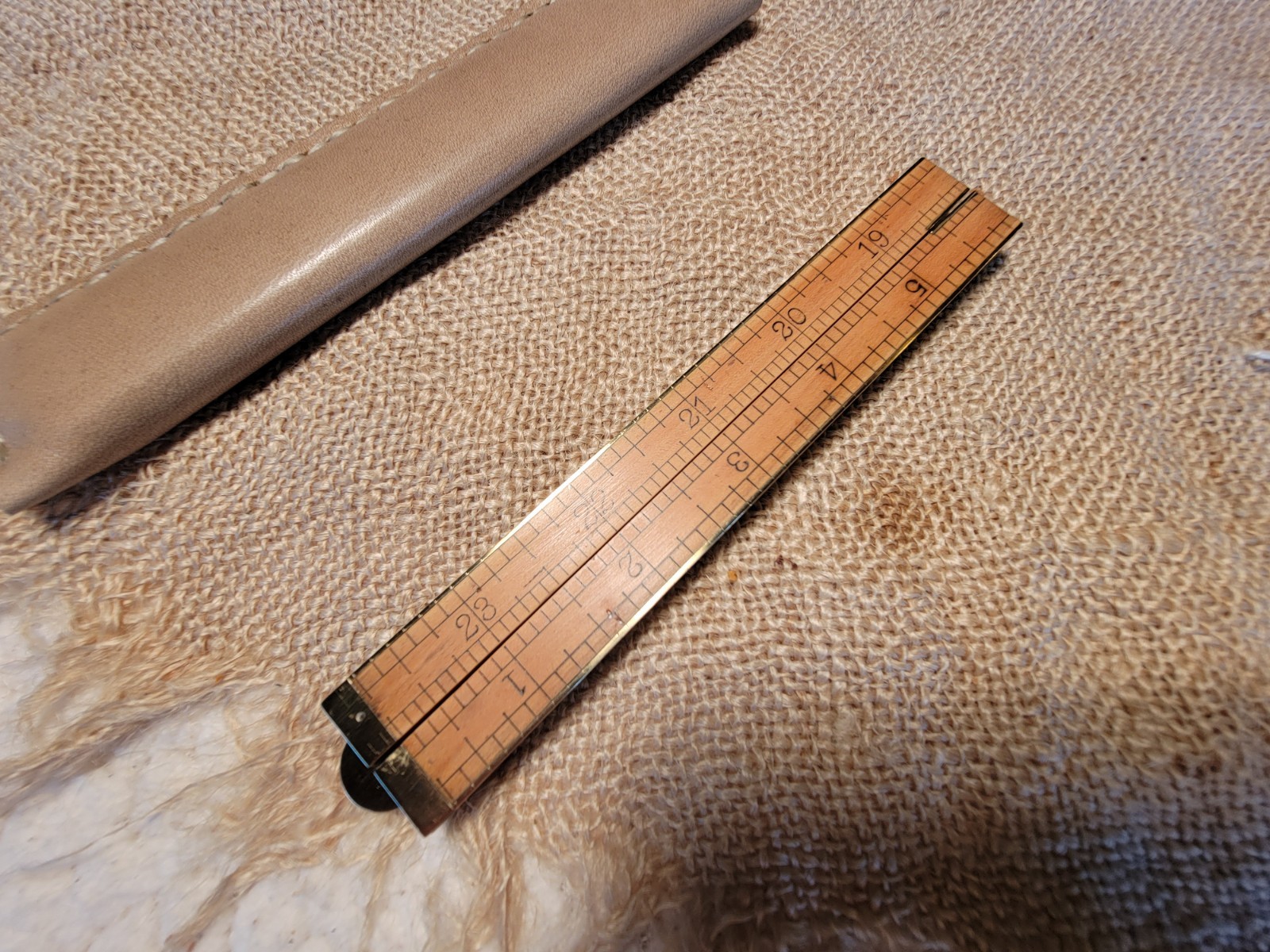 VINTAGE ANTIQUE STANLEY 84 FOLDING BOXWOOD & BRASS RULE RULER 24″ Pre 1920