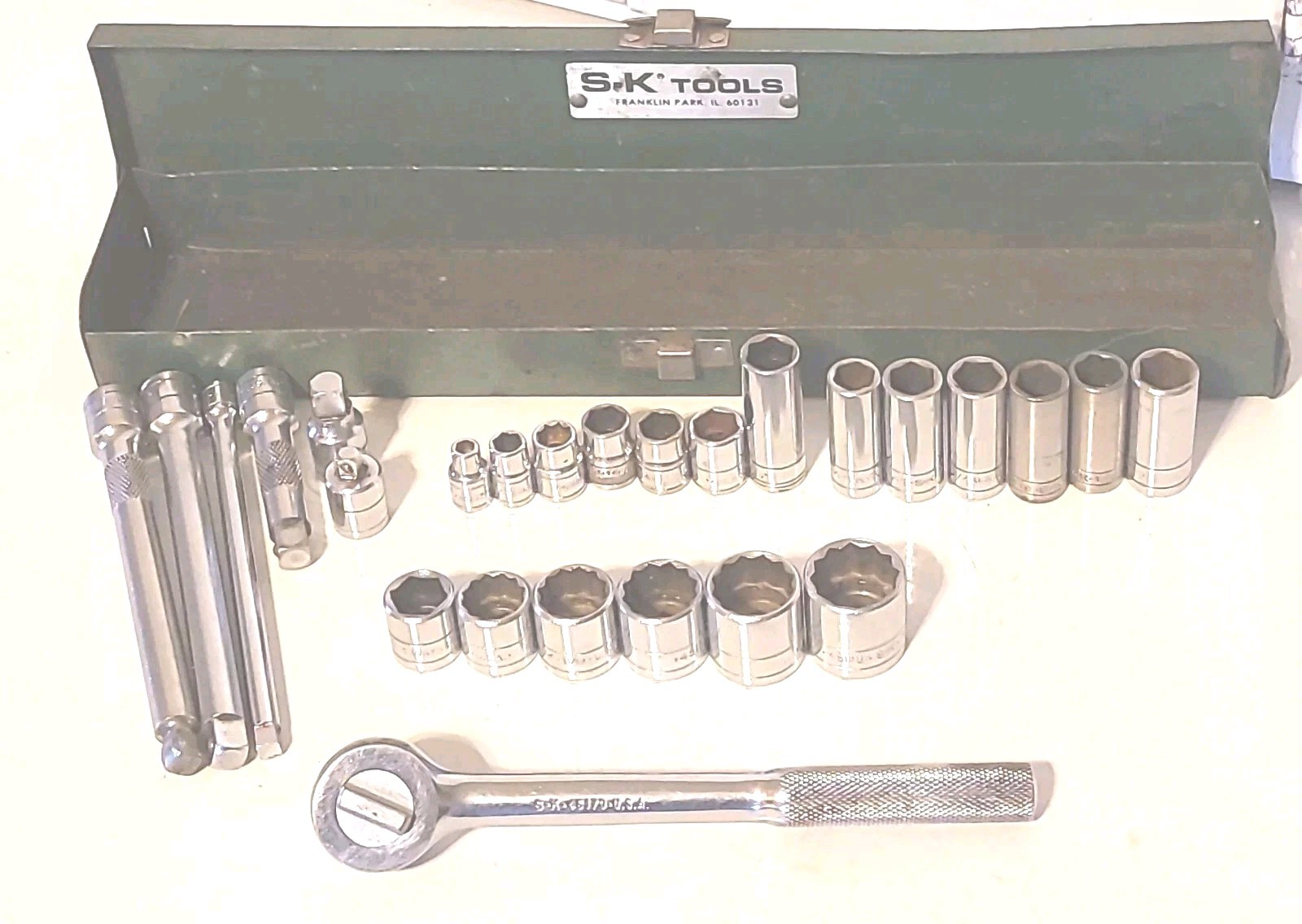 S-K TOOLS 3/8 & 1/4 DRIVE SAE SOCKET SET 26 PC/Box 45170 Ratchet, Extensions Lot