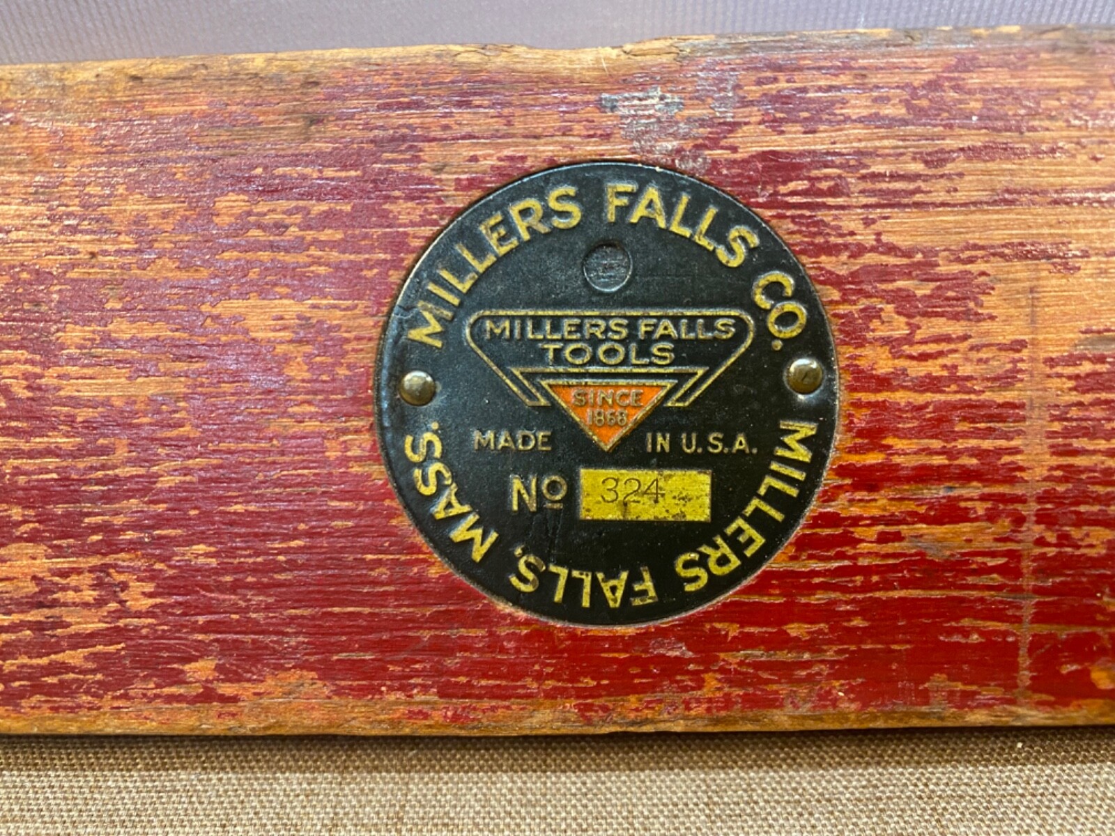 Vintage 24″ Millers Falls Wood Level No 324, Good Vials, w/ Mfg. Brass Plate