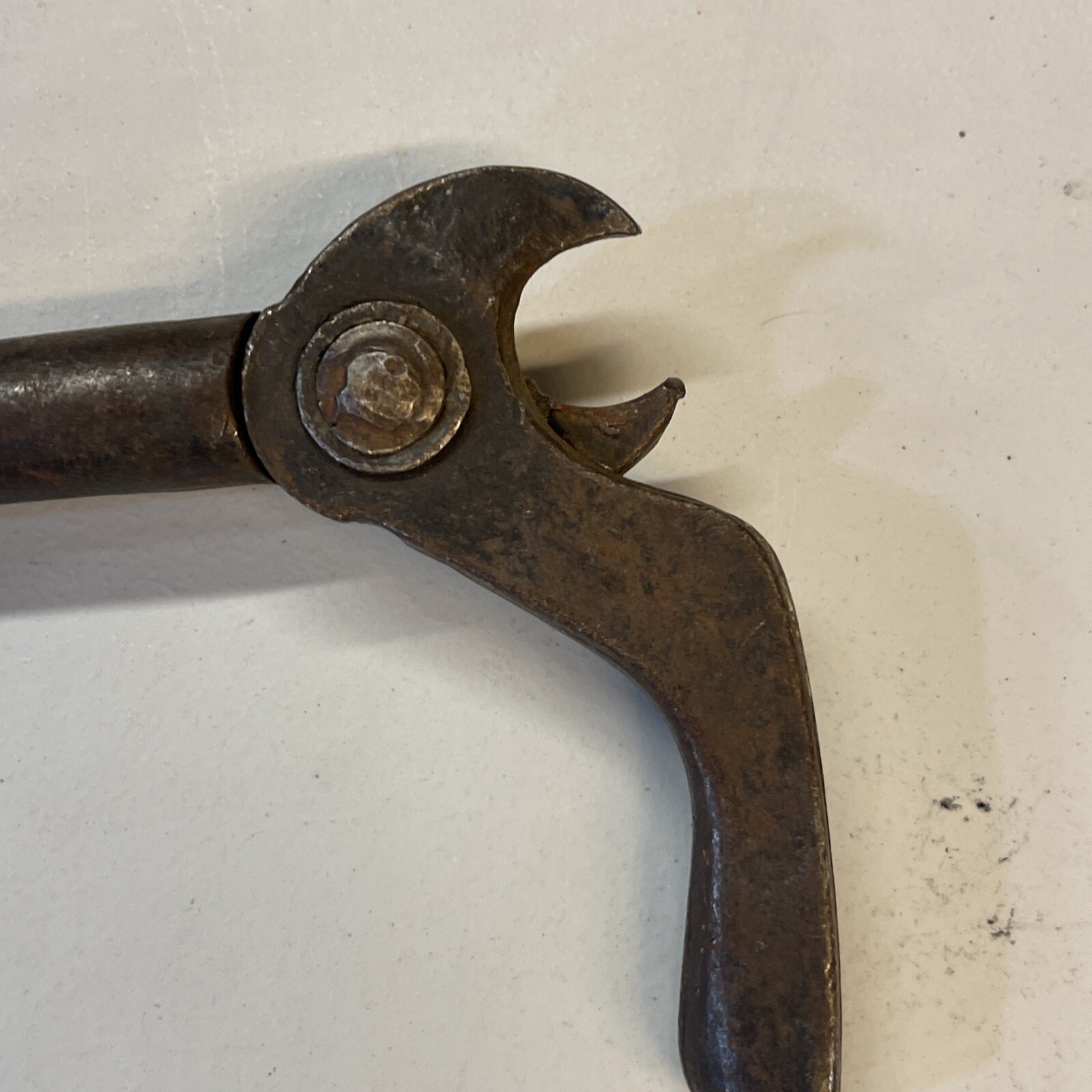 Antique Used “New Jumbo 1906 Nail Puller by Bridgeport Hardware MFG Corp” Tool