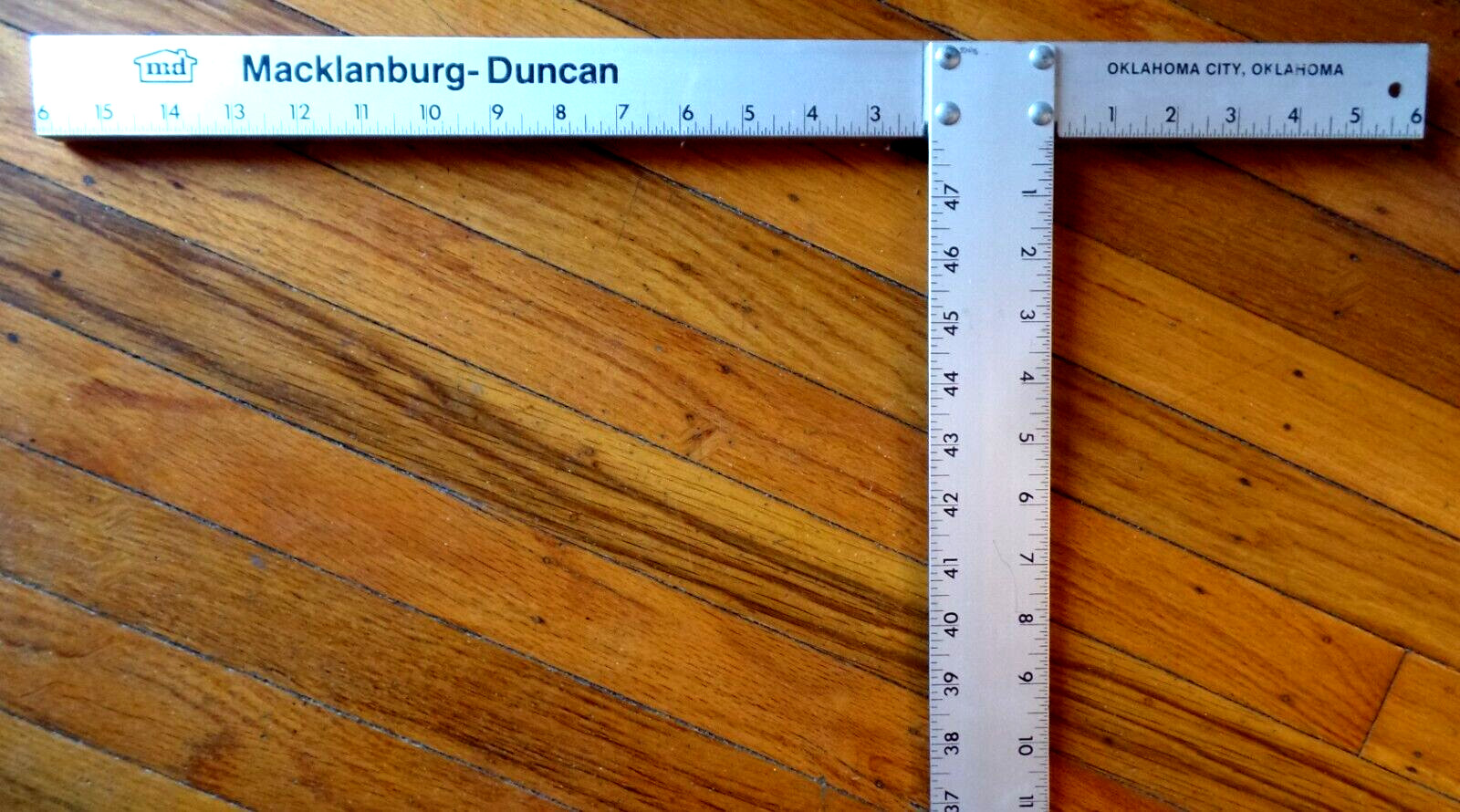 Vintage 48″ x 22″ MD MACKLANBURG-DUNCAN Made in USA Dry Wall Square Ruler
