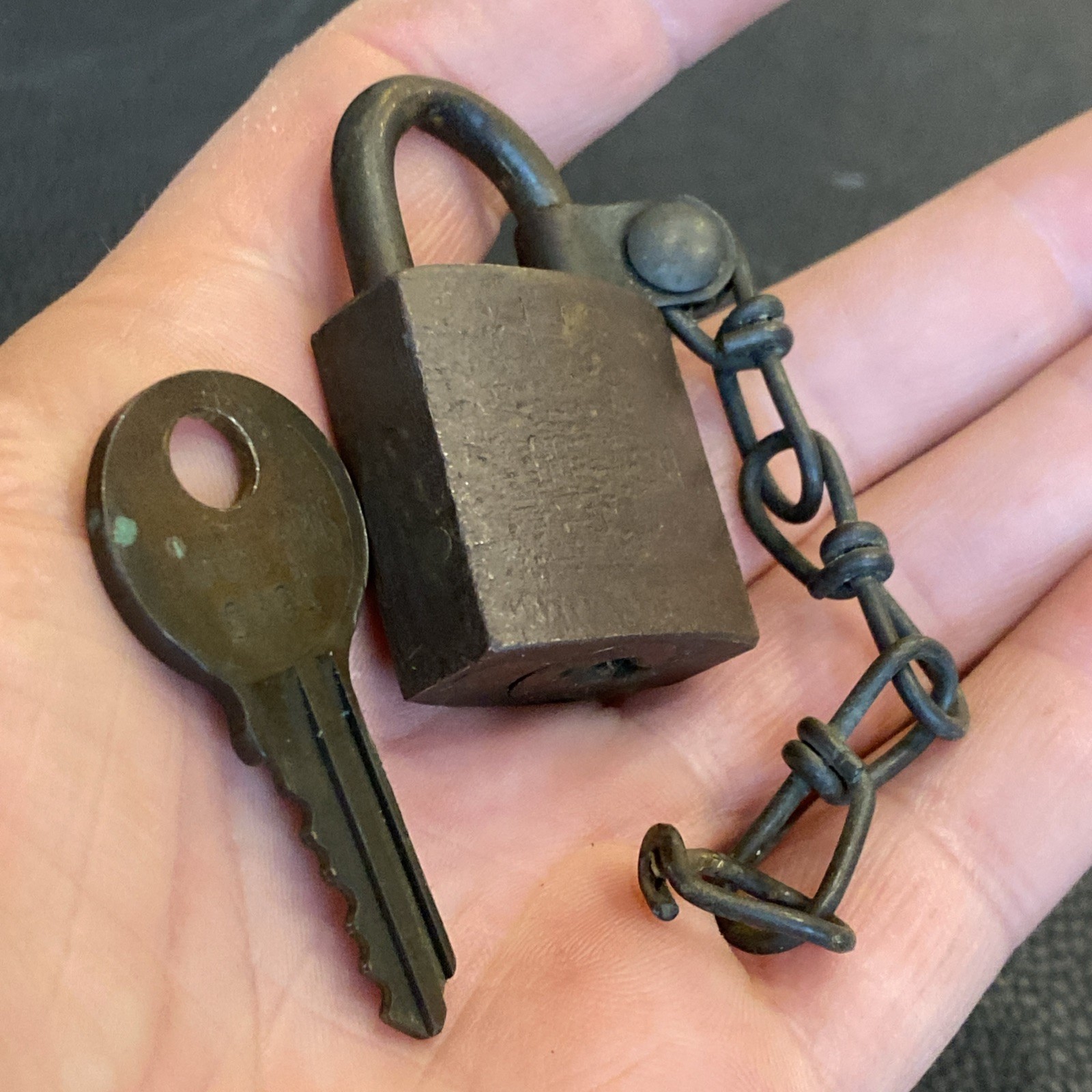 VTG American Lock Co. Junkunc Bros Brass Padlock Chain & Key US Military STUCK