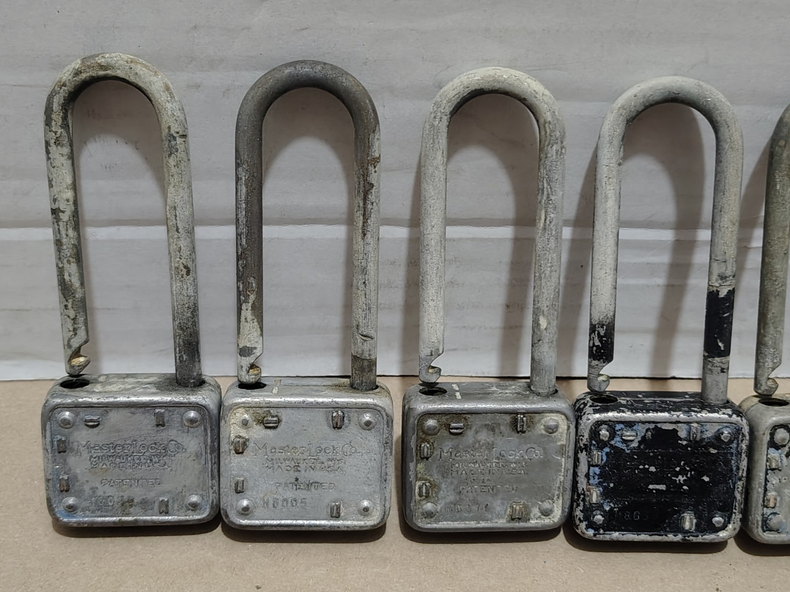 Lot of 14 Vintage Master Lock Co. #77 Lion Head Padlock – No Keys That Work
