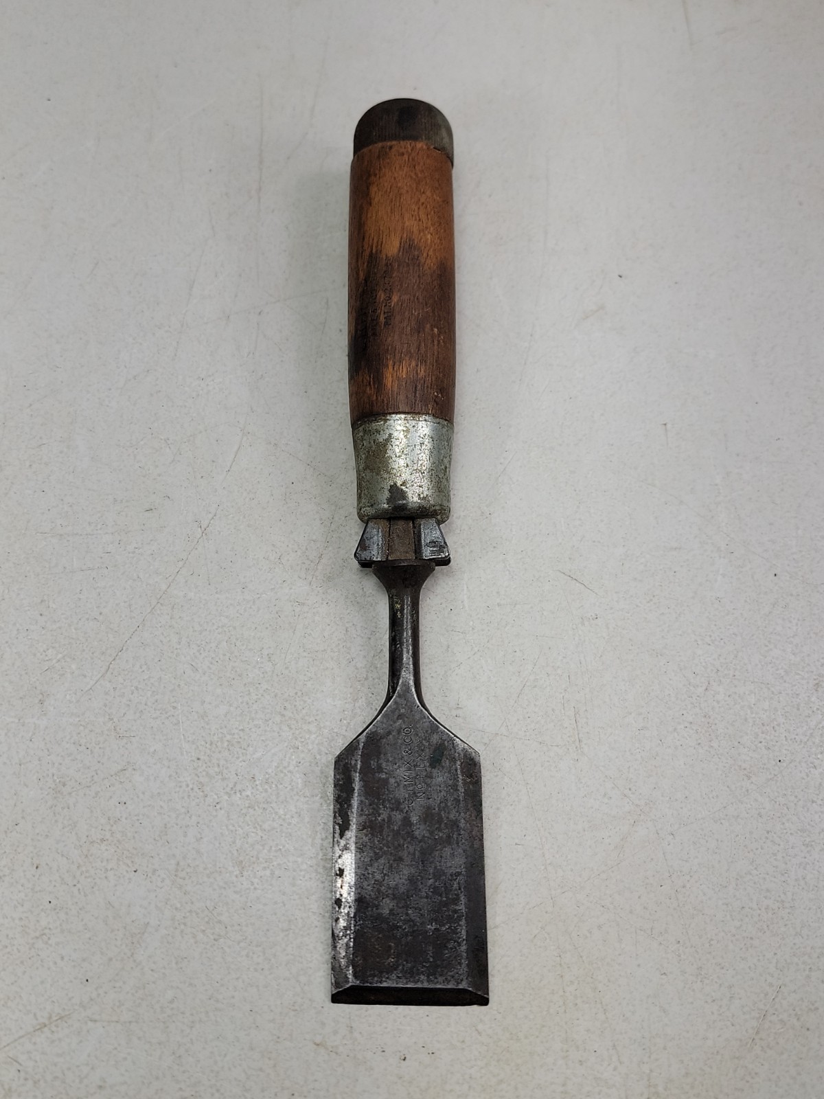 VTG G. I. Mix & Co 1-1/2″( 1.46″) Wood Chisel No 1EX Craftsman File Tool Handle