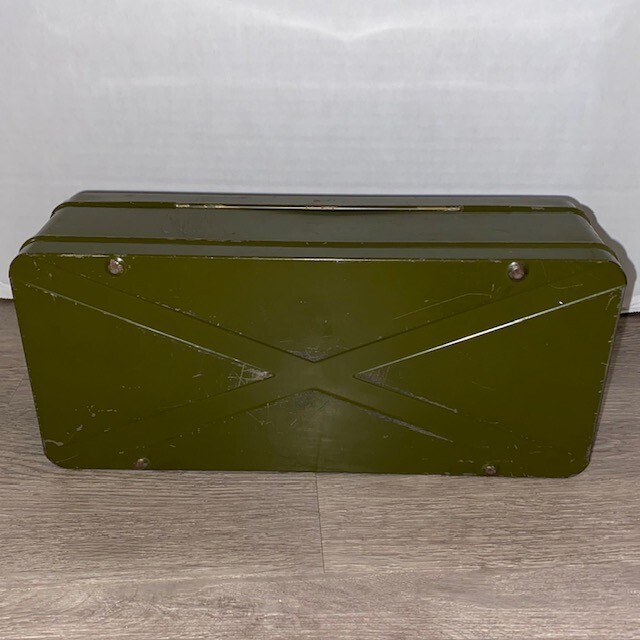 VTG Climax Metal Push Button Tackle Tool Box Green Hamilton Metal Products Ohio