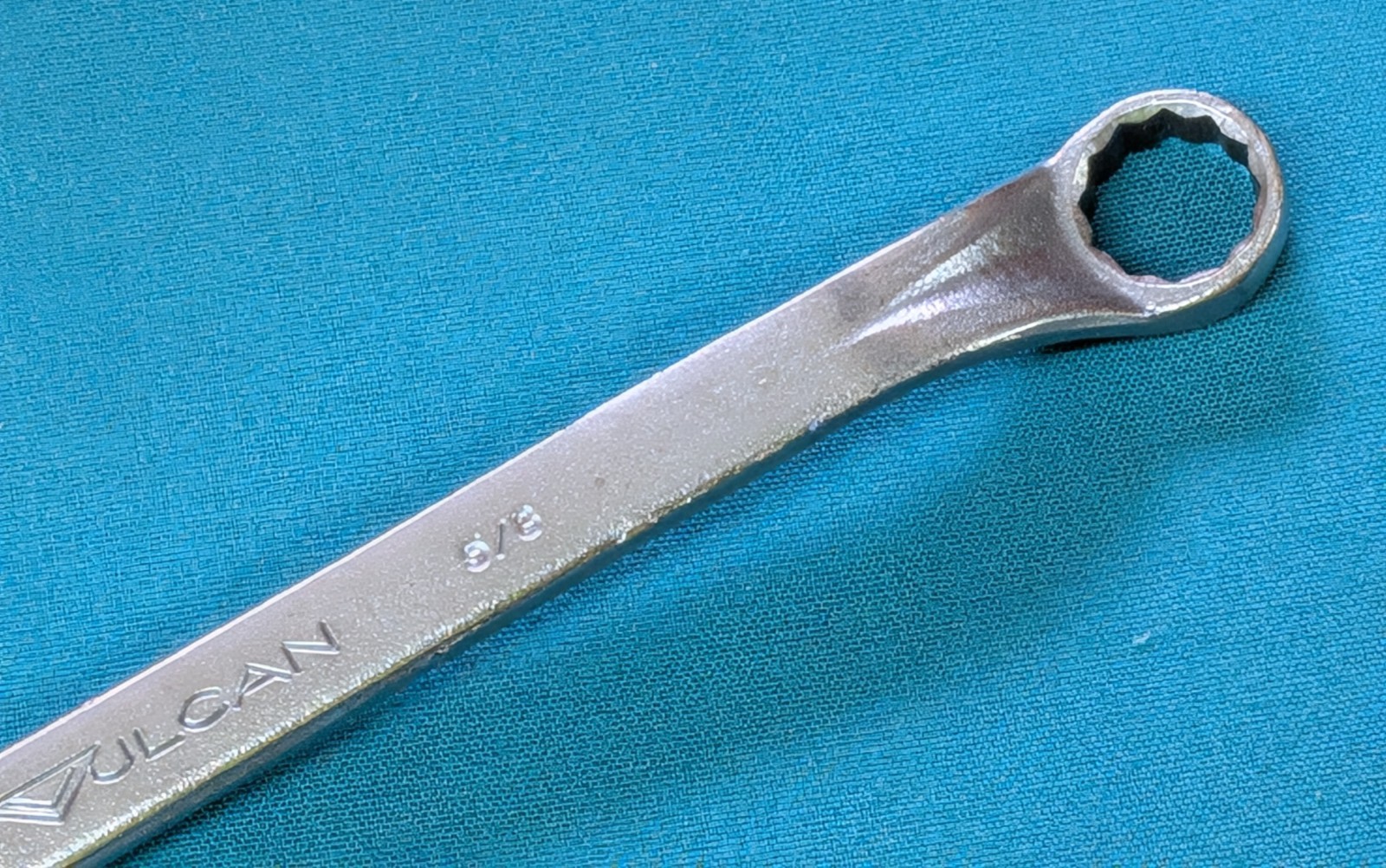 VULCAN USA 12-pt. No. 8027A Offset Double Box End Wrench 11/16″ x 5/8″ x 10-1/8″
