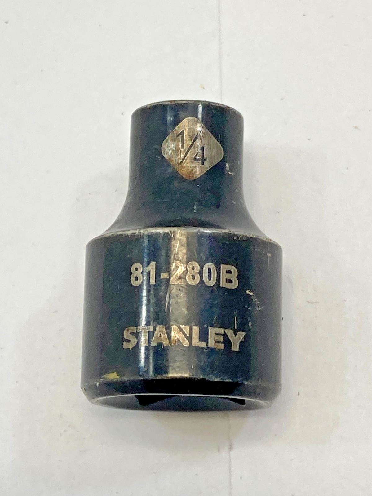 STANLEY 3/8″ DRIVE 12 POINT 1/4″ SOCKET 81-280B