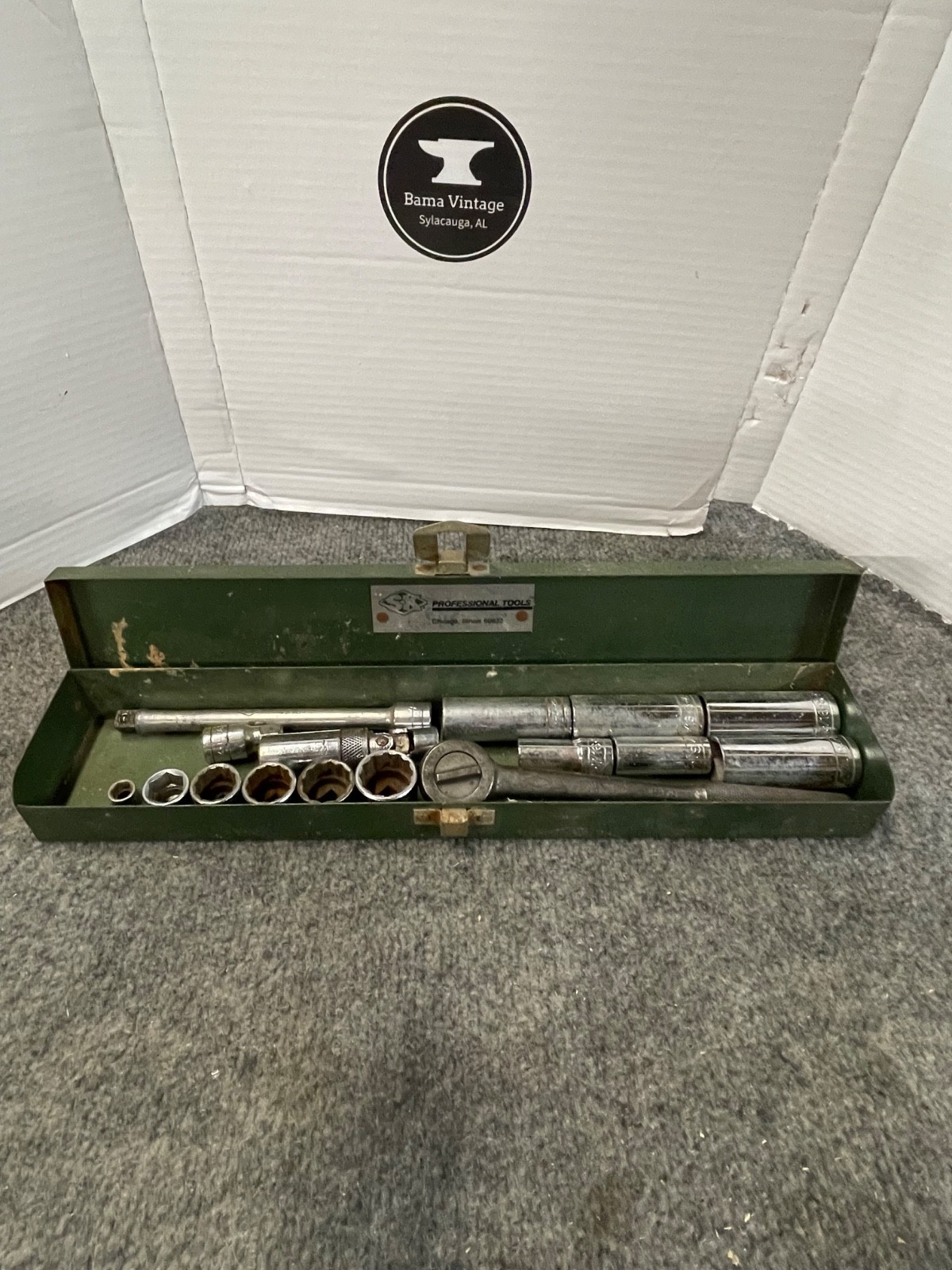 vintage S-K 3/8 drive mix s-k sockets/ratchet/metal case