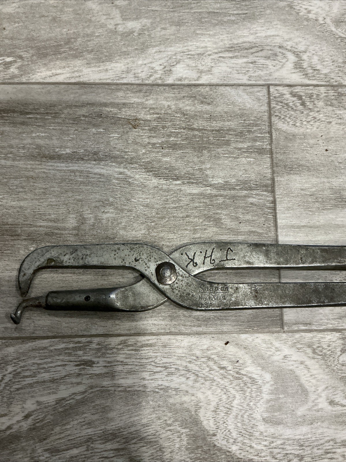 SNAP-ON TOOLS No # 131 USA 13-1/4″ LONG DRUM BRAKE SPRING PLIERS VINTAGE