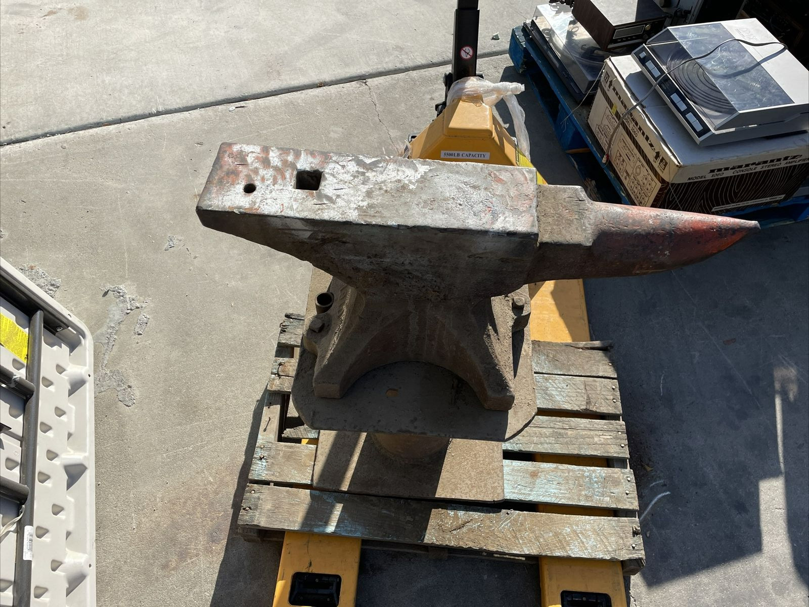 Antique Large Heavy SHOP SIZE 400 lb. ? FISHER BLACKSMITH ANVIL