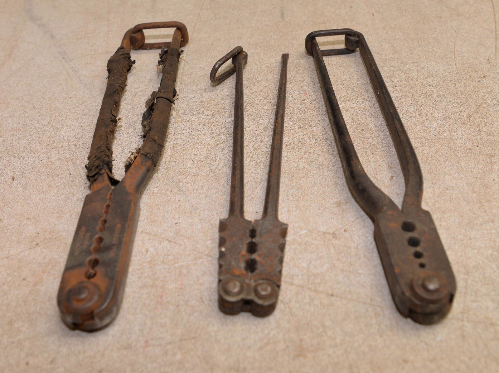 3 wire working pliers Bell System Lindstrom crimper & two unmarked collectible