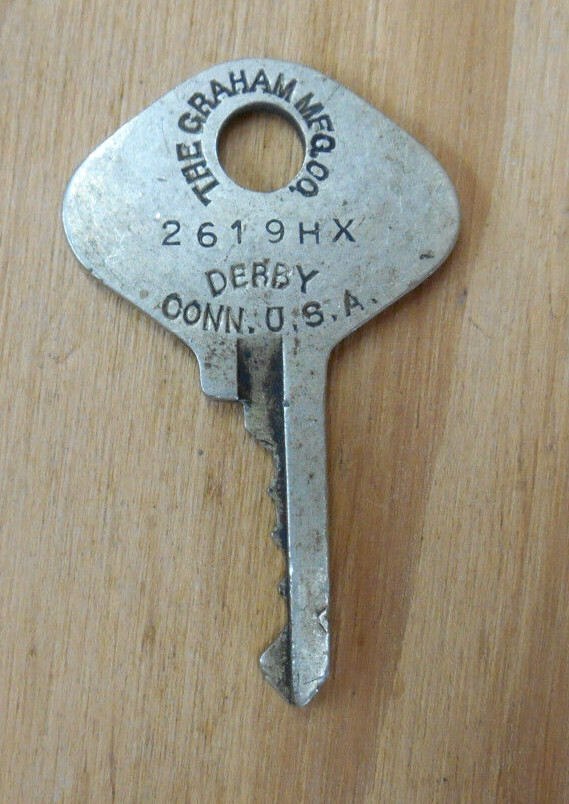 Vintage Old Antique 1932-38 Ford Hurd Look Graham Mfg Co Ignition Key # 2619HX