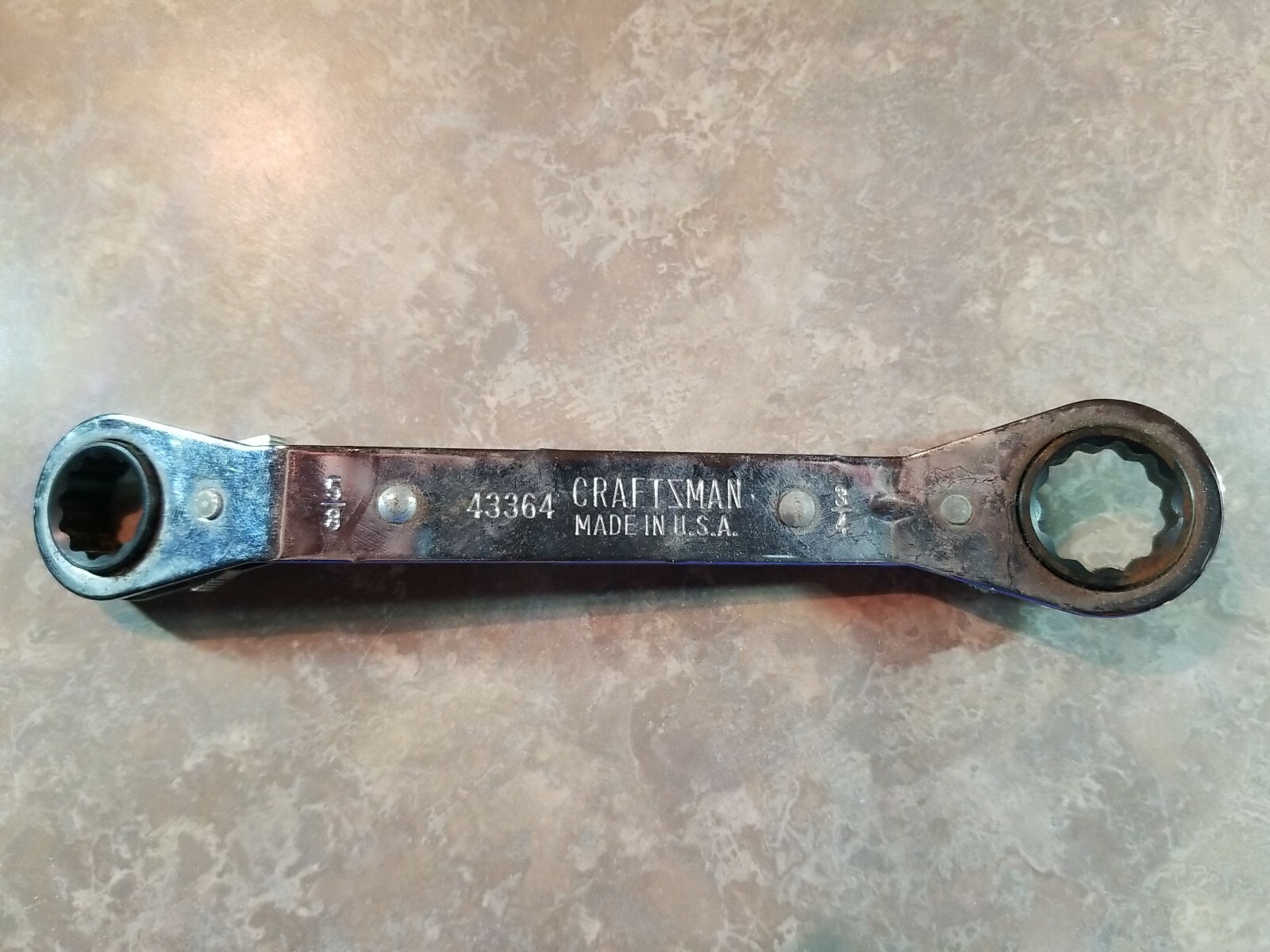 CRAFTSMAN 43364 RATCHETING OFFSET BOX WRENCH 5/8 X 3/4 inch 12 point VINTAGE USA