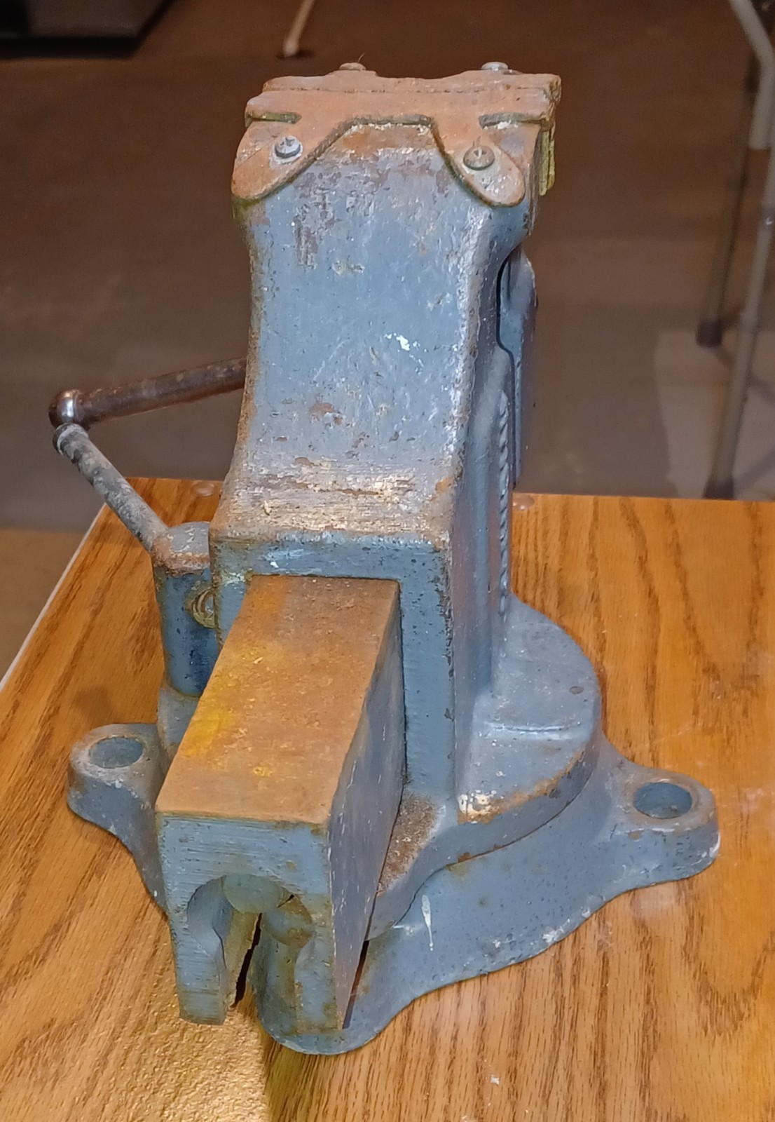 Vintage Columbian (Cleveland) Bench Vise with 3″ Jaws – No. 603