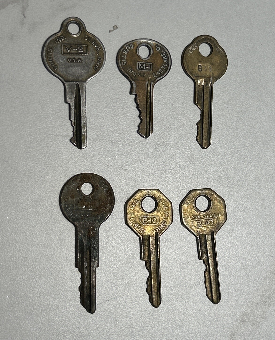 6 Vintage Curtis Ind. Cleveland, Ohio B-10 B-11 M-1 V-2 USA Made Key Rare