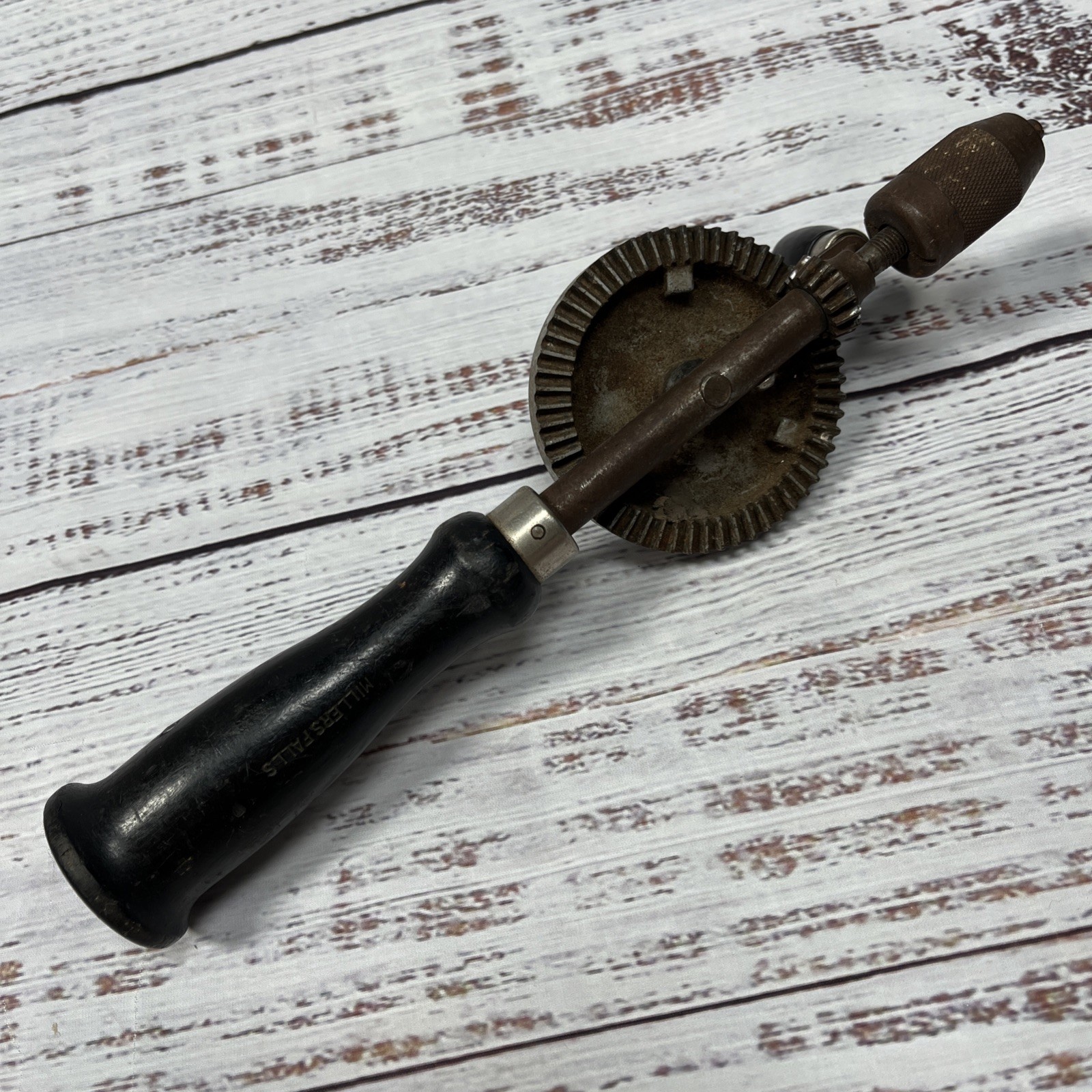 MILLERS FALLS 1420 hand drill egg beater style Made In USA Vintage Tool